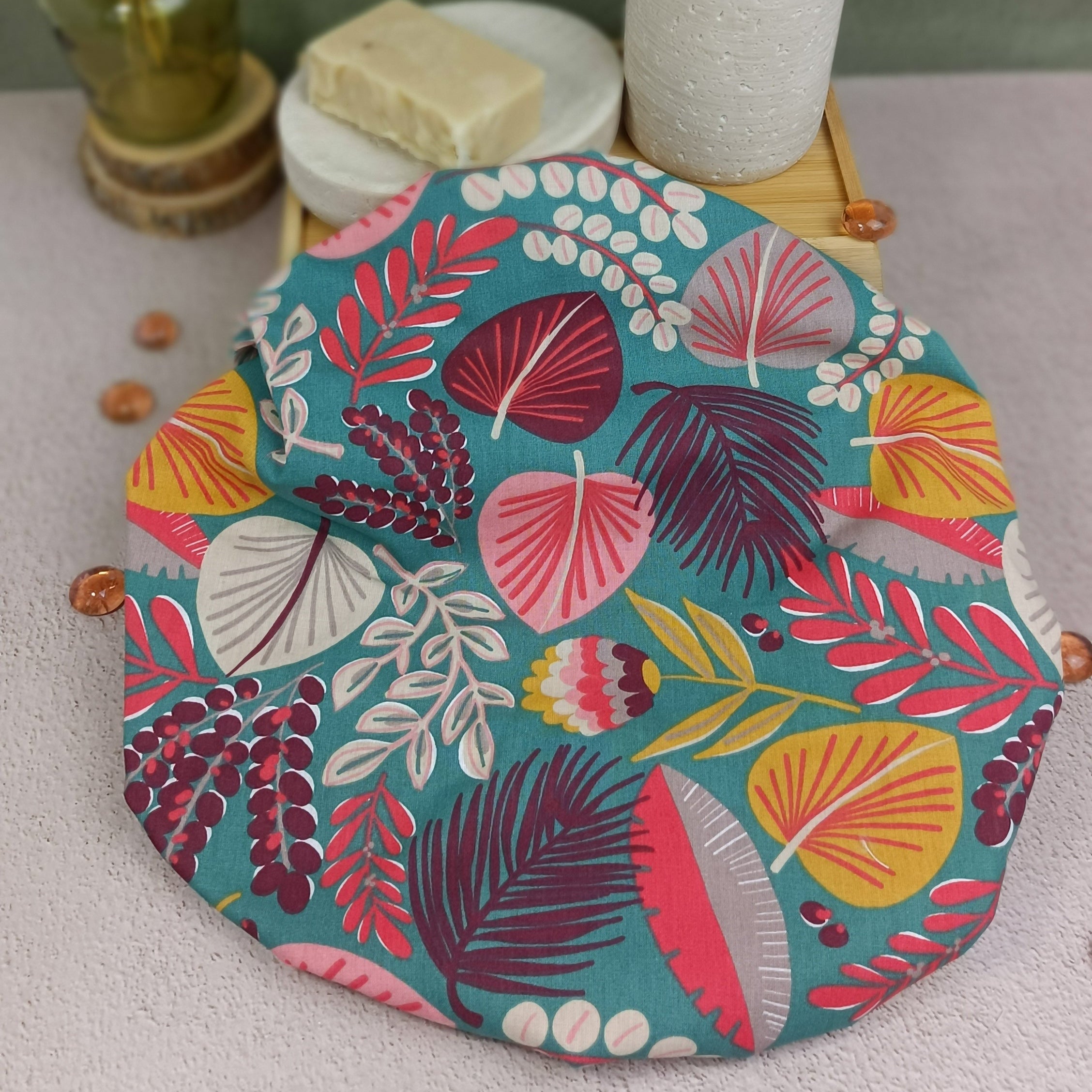 Bonnet de soin cheveux fleurs d'automne vert