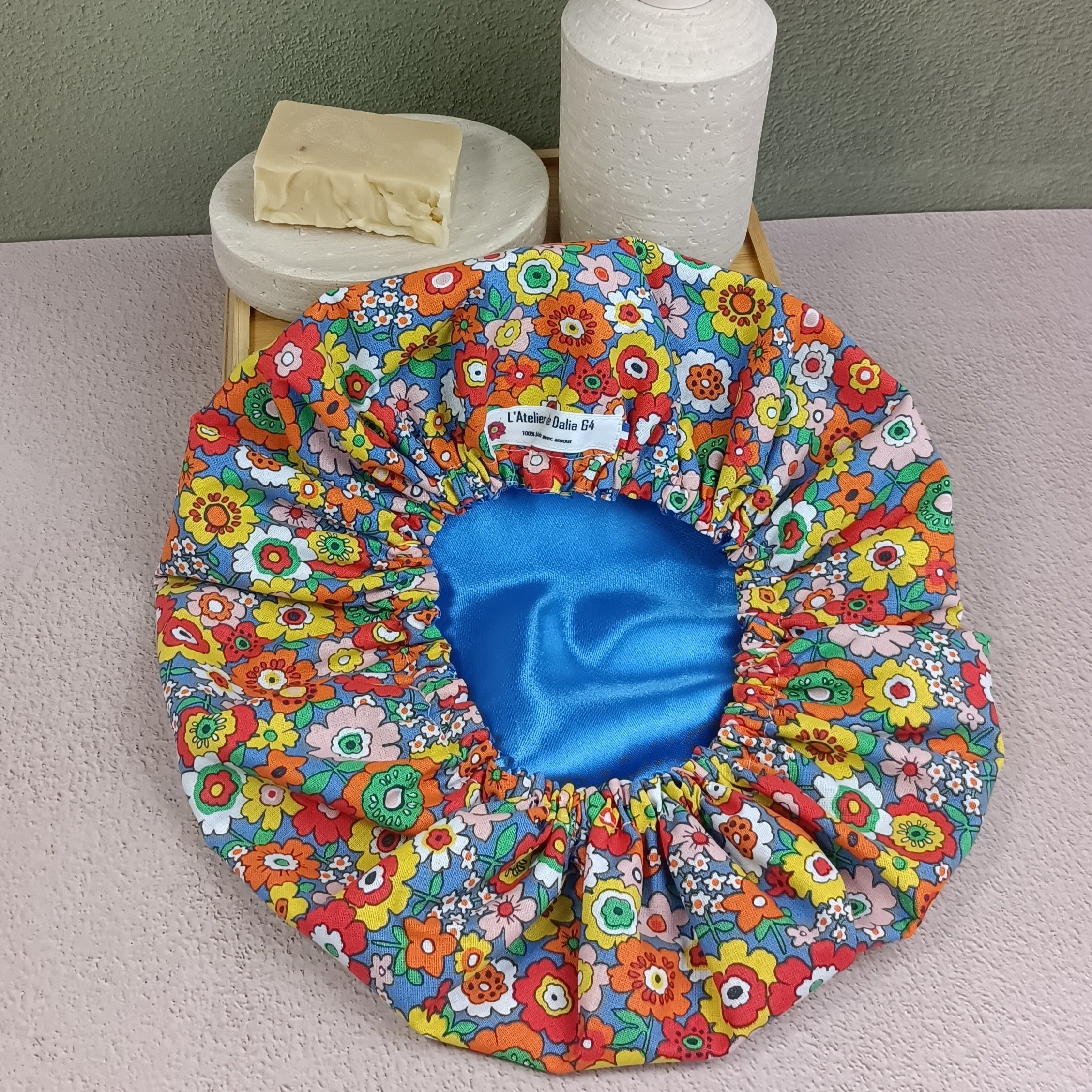Bonnet de soin cheveux fleurs retro multico