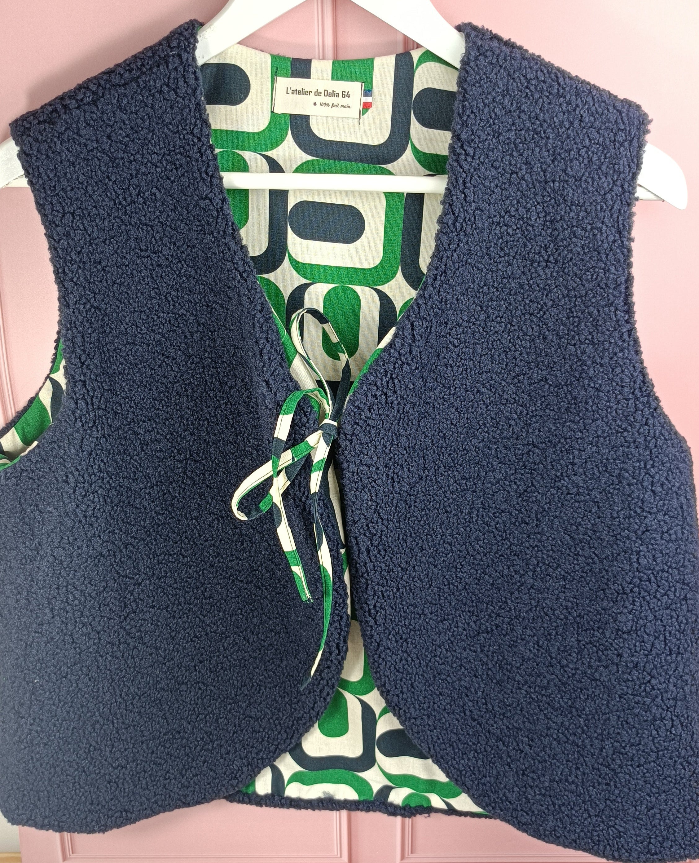 Gilet berger adultes sherpa bleu marine tissu intérieur imprimé seventies