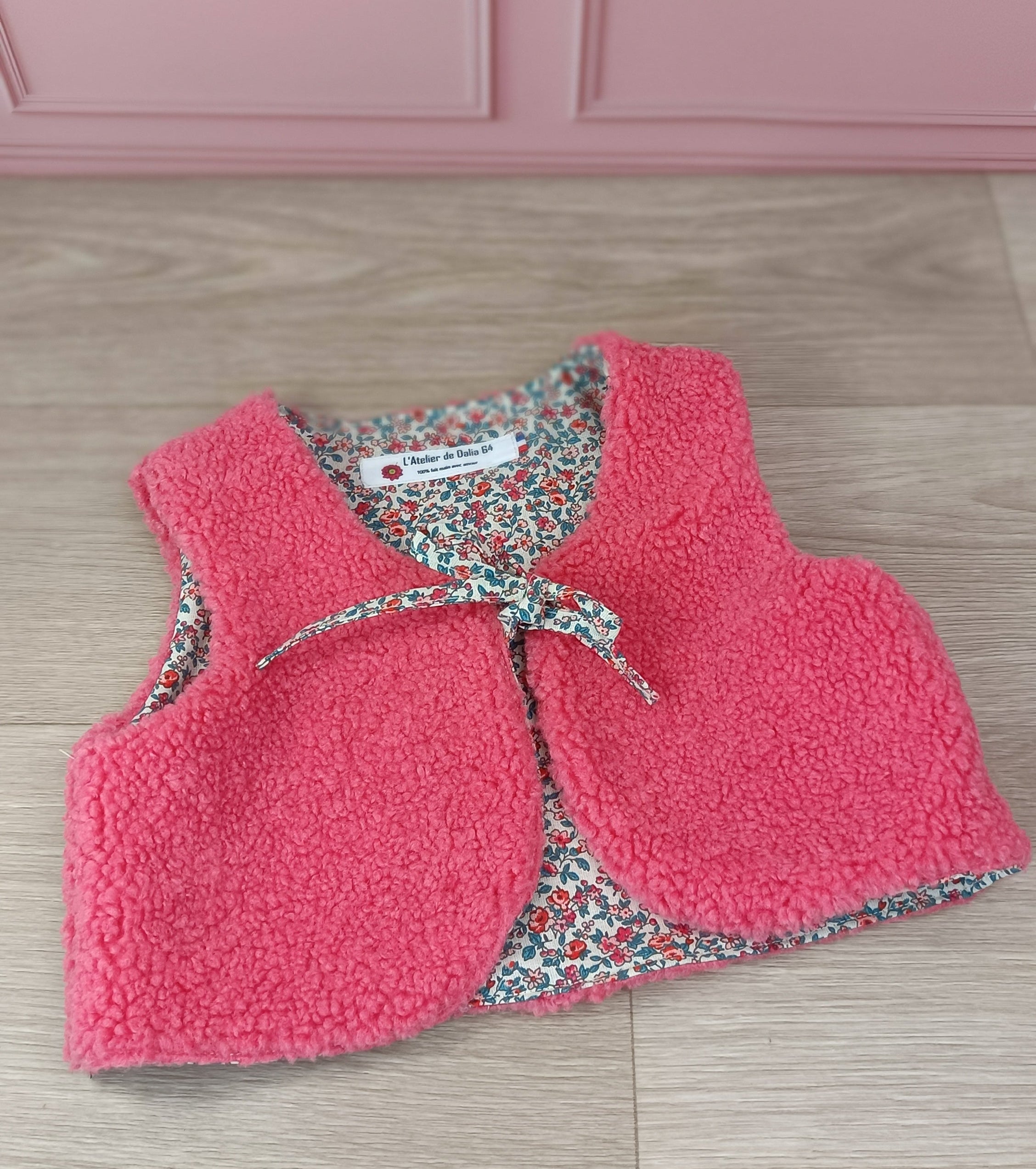 Gilet berger enfant sherpa corail tissu fleuri