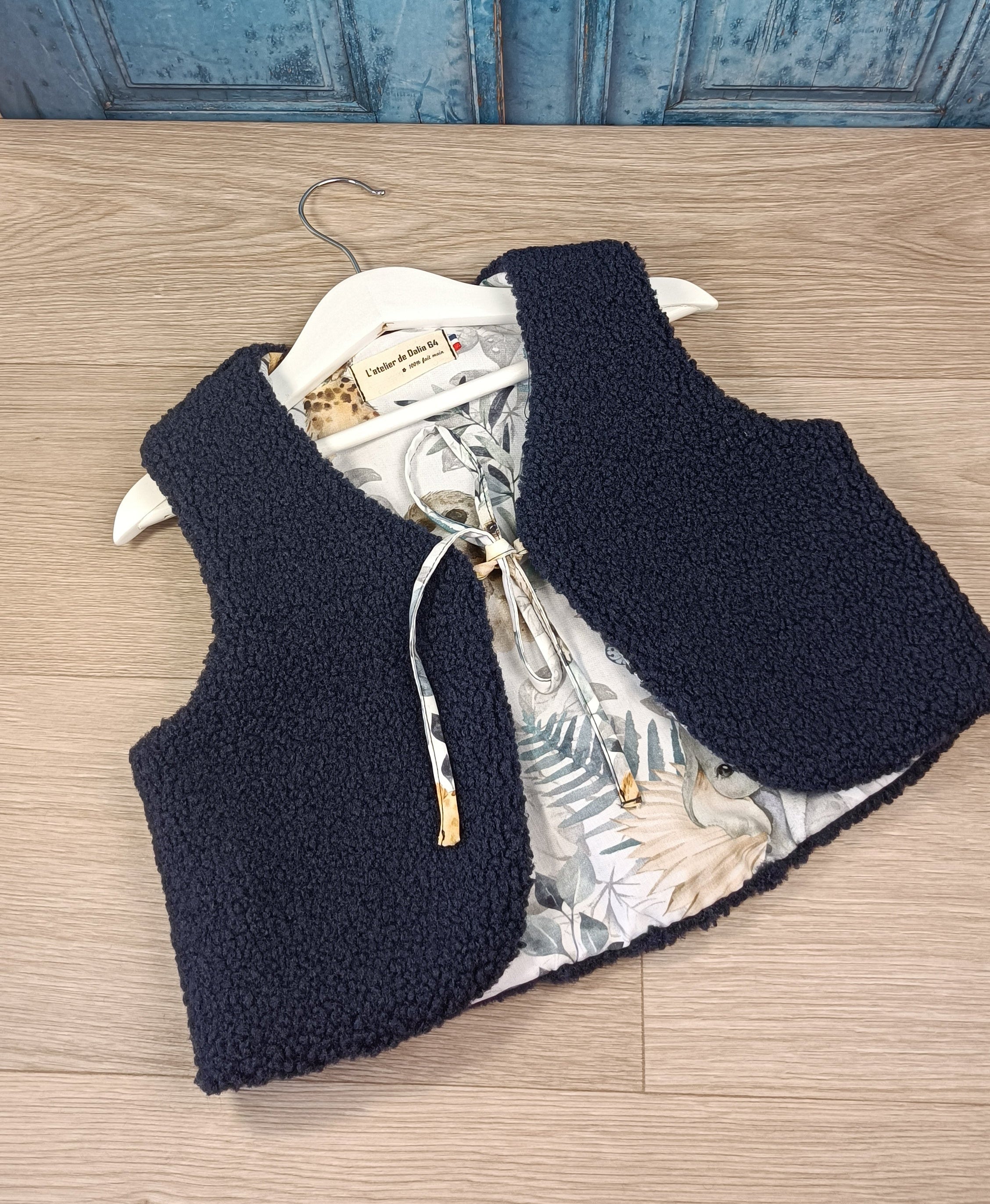 Gilet berger enfant tropicale bleu