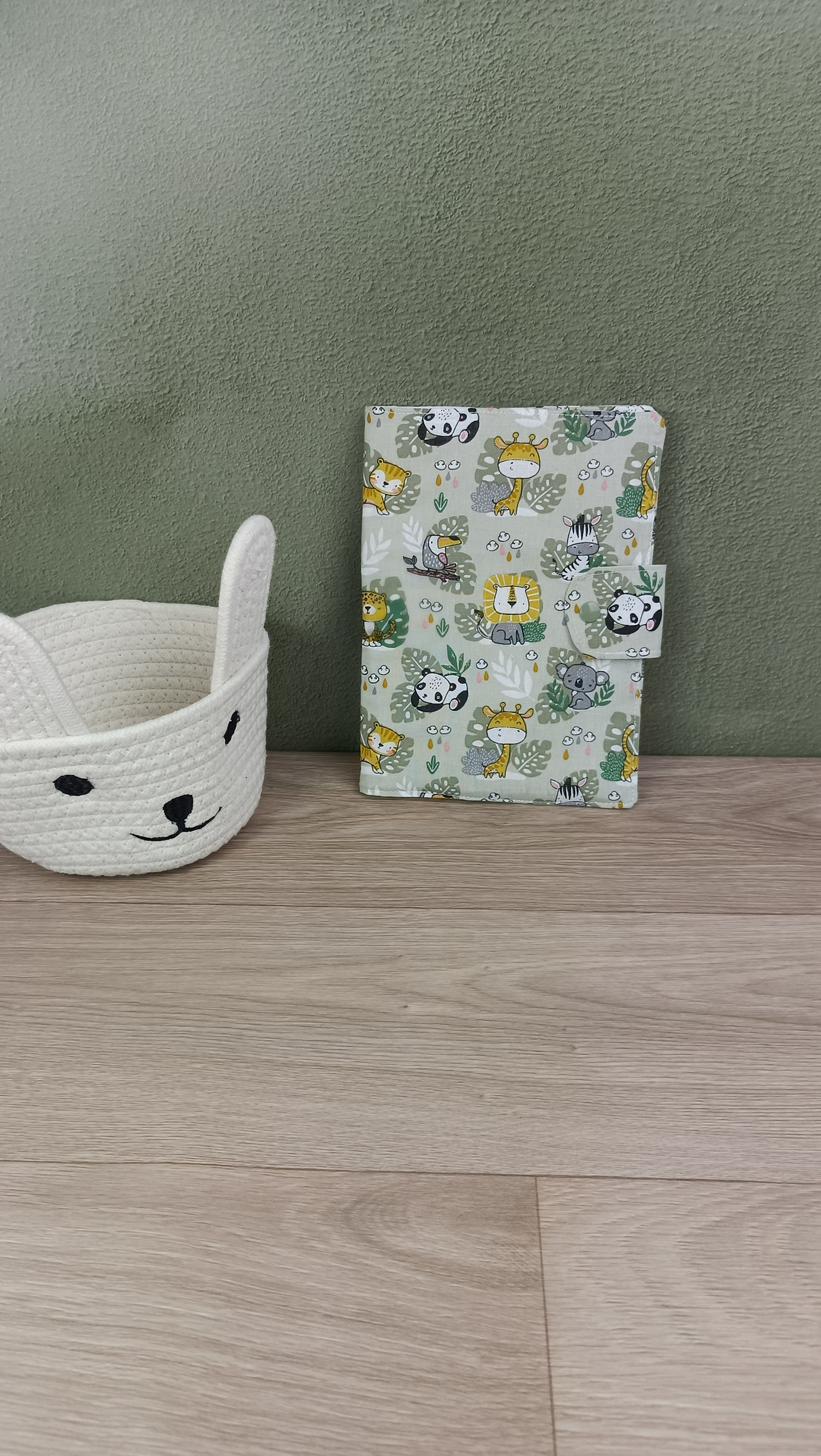Protège carnet de santé - Collection Petit Panda vert