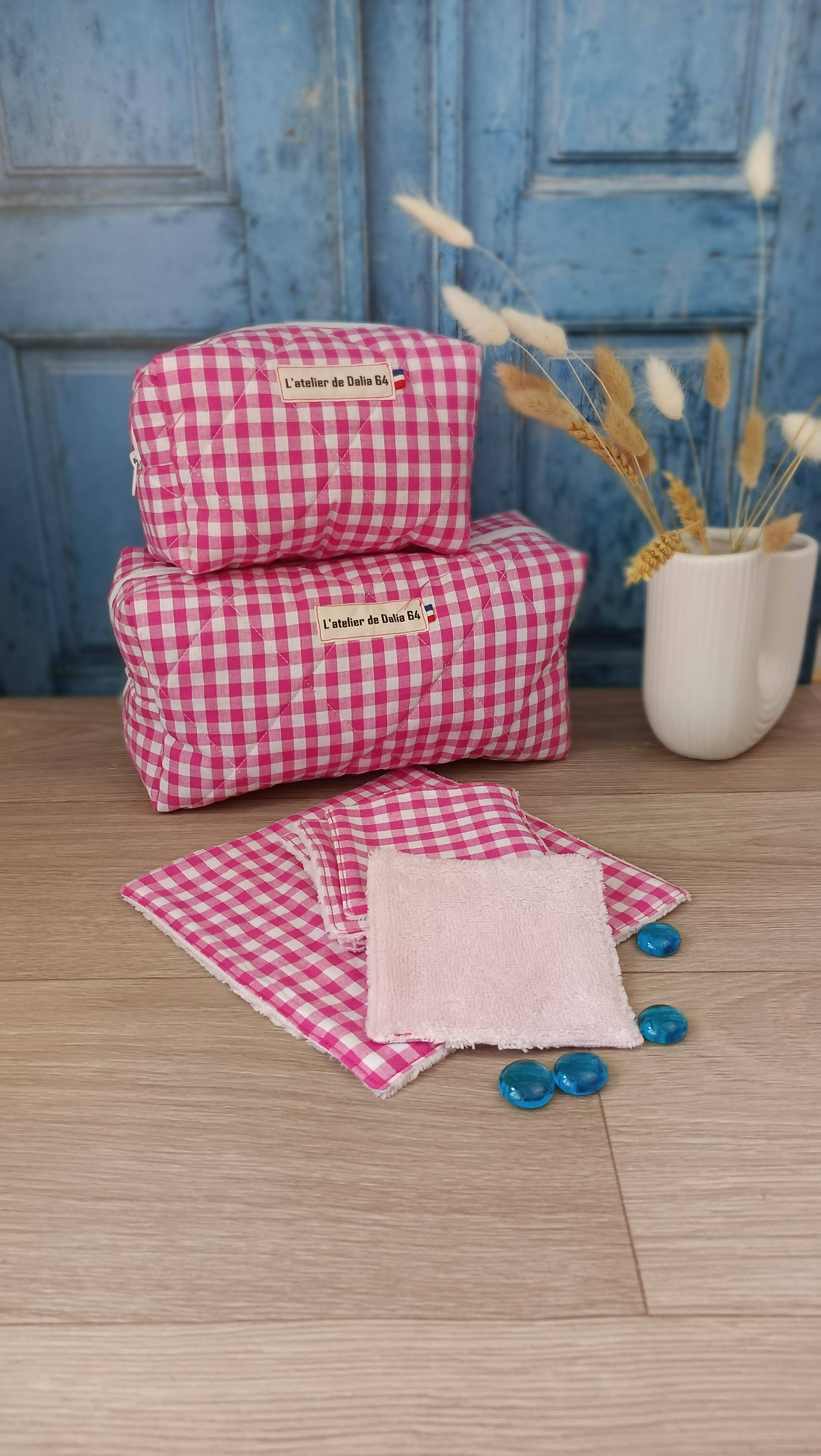 Trousses matelassées maquillage/toilette et accessoires assortis - Vichy fuchsia