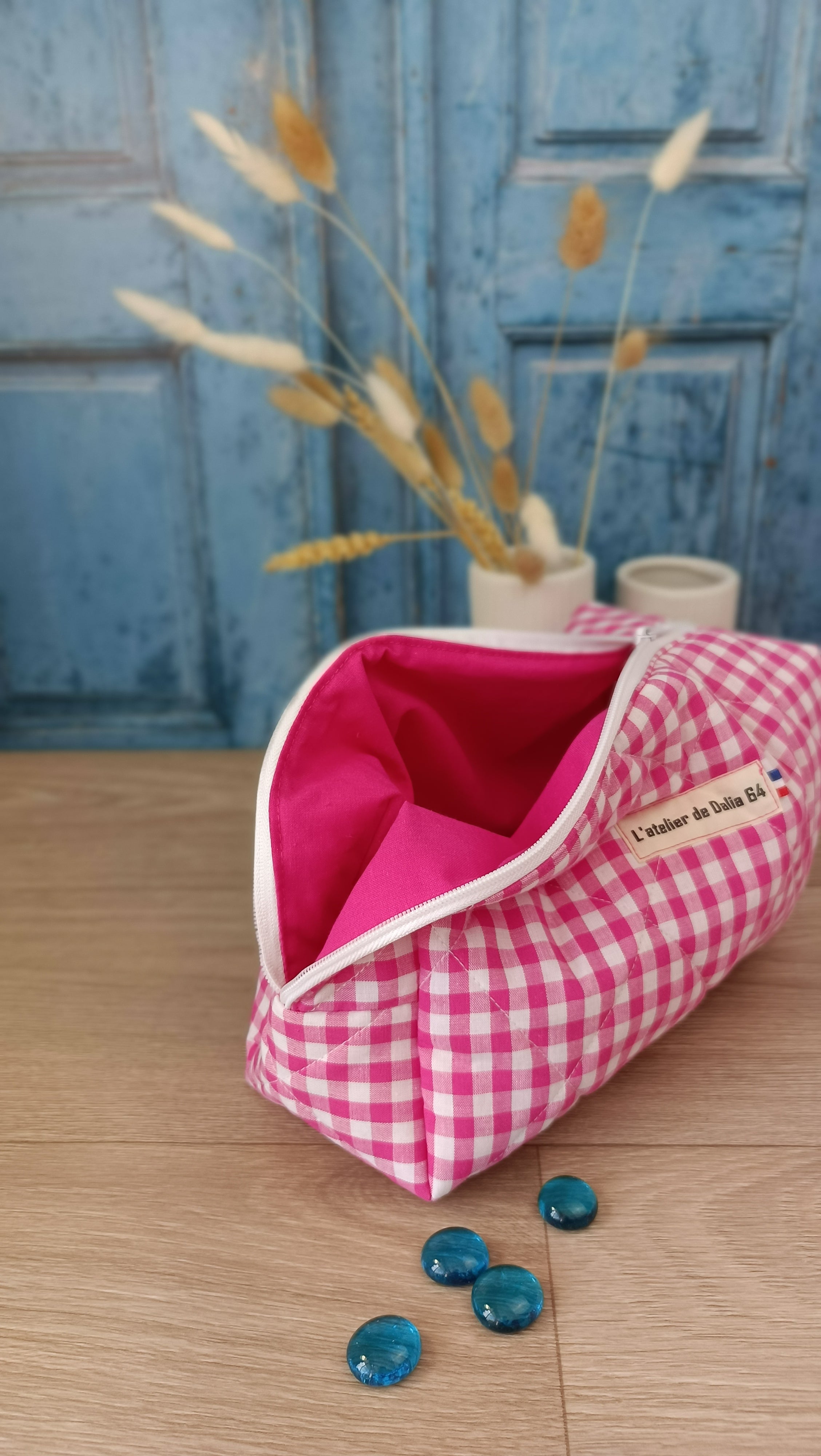 Trousses matelassées maquillage/toilette et accessoires assortis - Vichy fuchsia