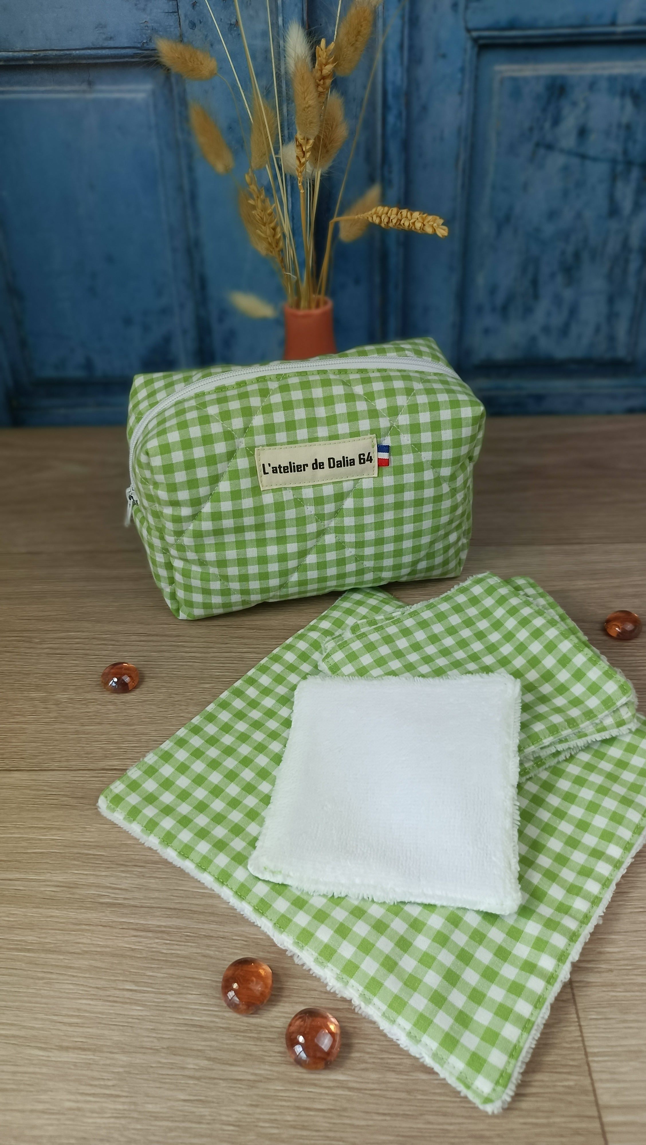Trousses maquillage matelassées/toilette et accessoires assortis - Vichy