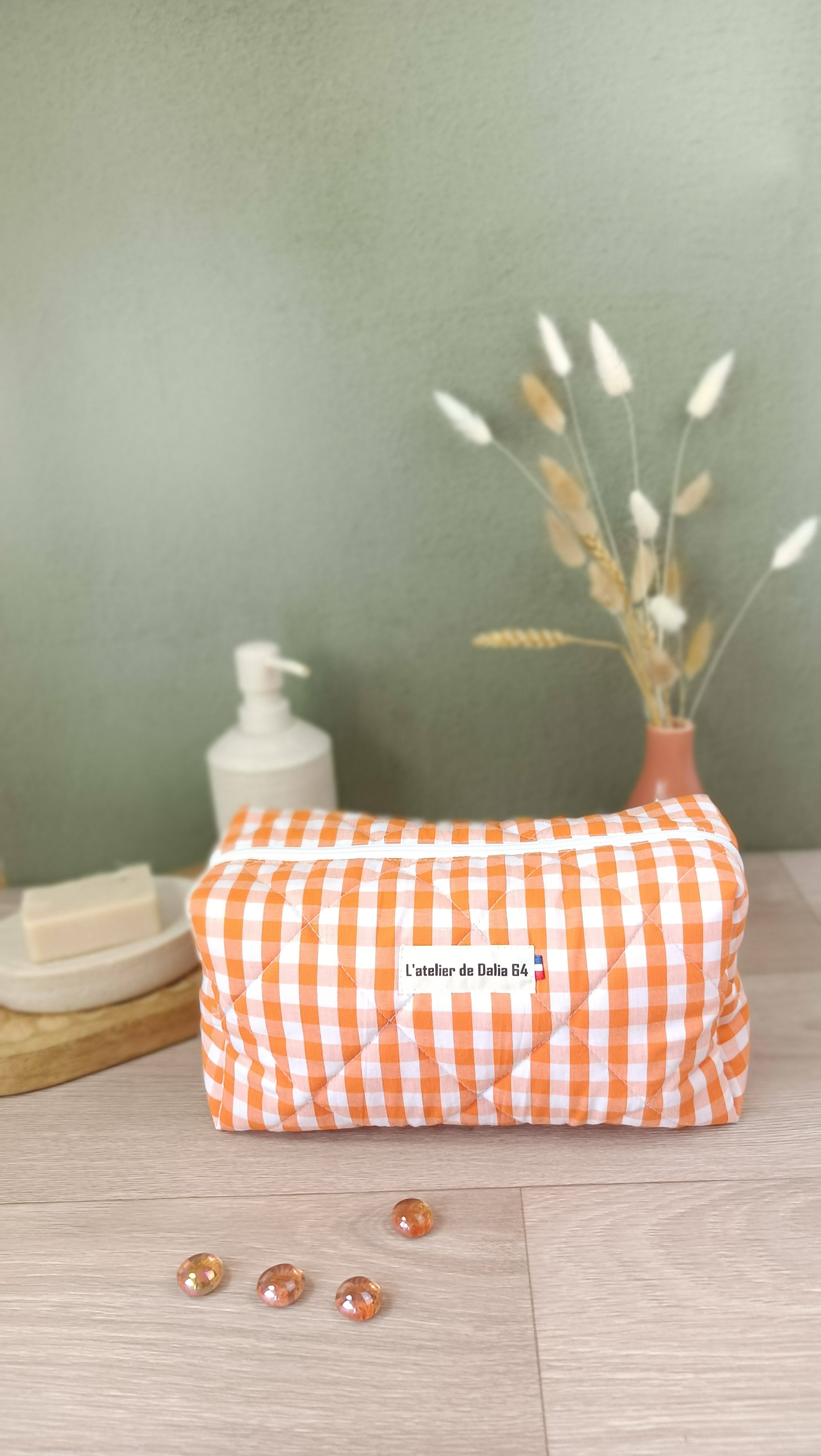 Trousses matelassées maquillage/toilette et accessoires assortis - Vichy orange