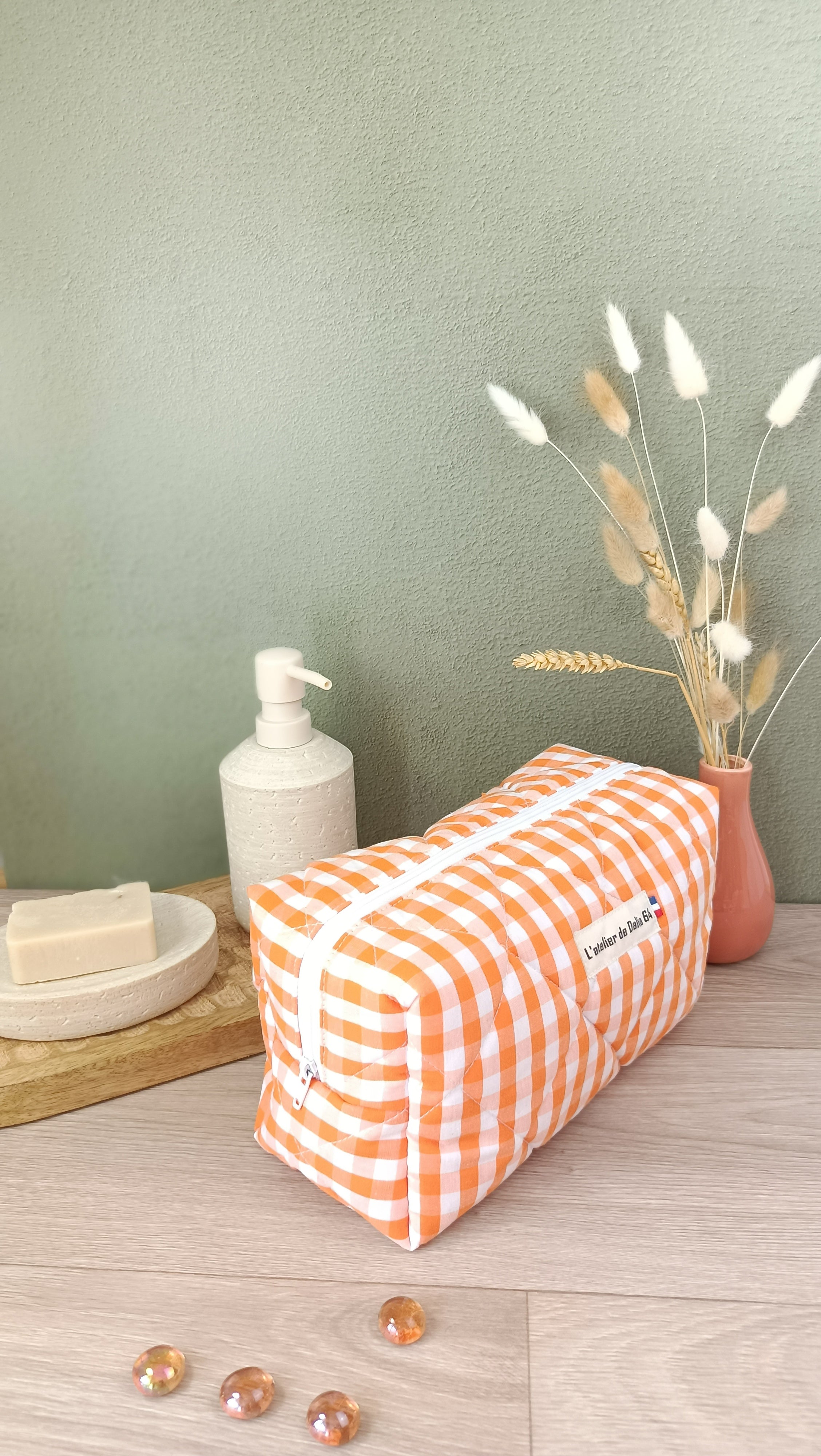Trousses matelassées maquillage/toilette et accessoires assortis - Vichy orange