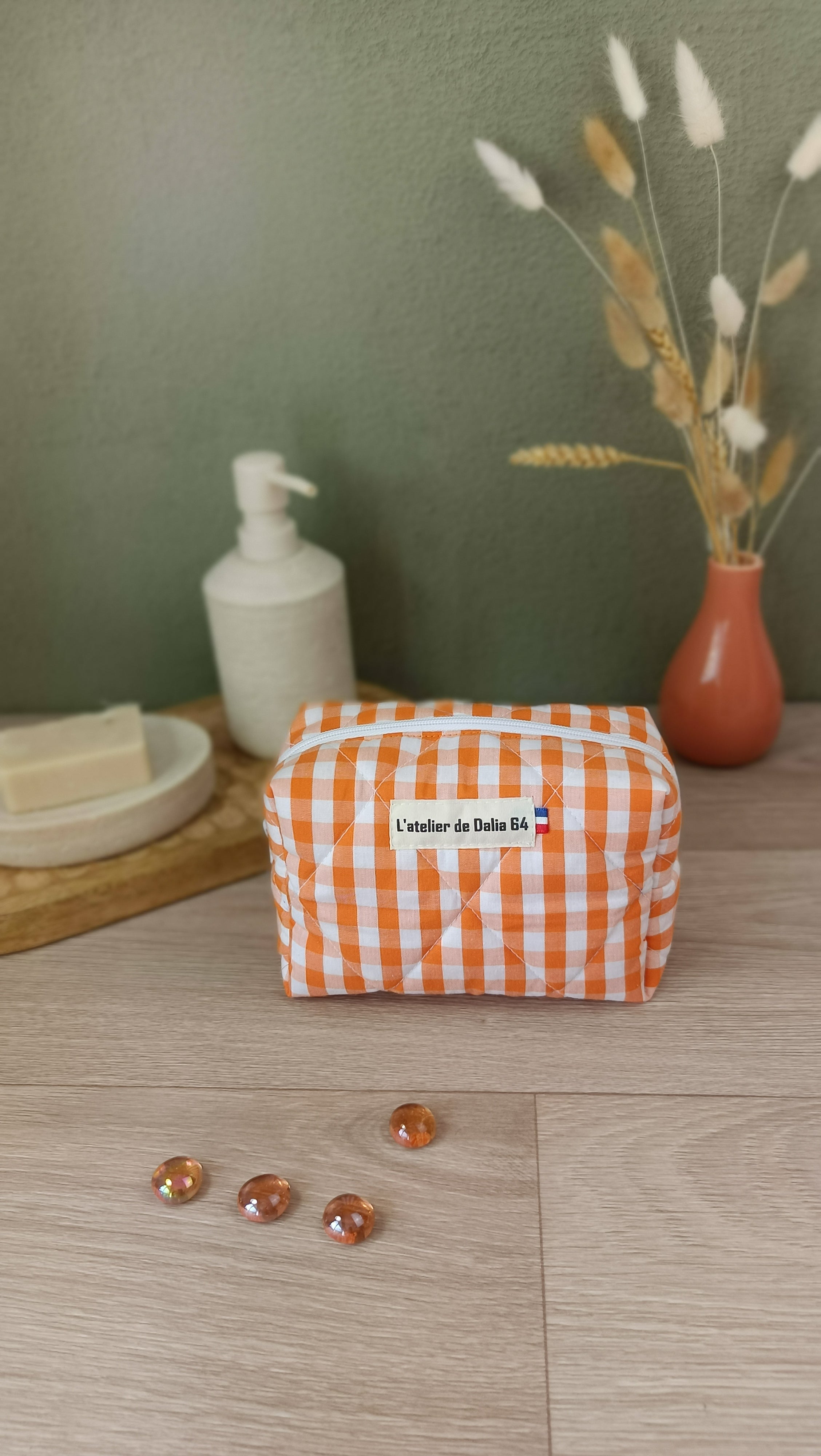 Trousses matelassées maquillage/toilette et accessoires assortis - Vichy orange
