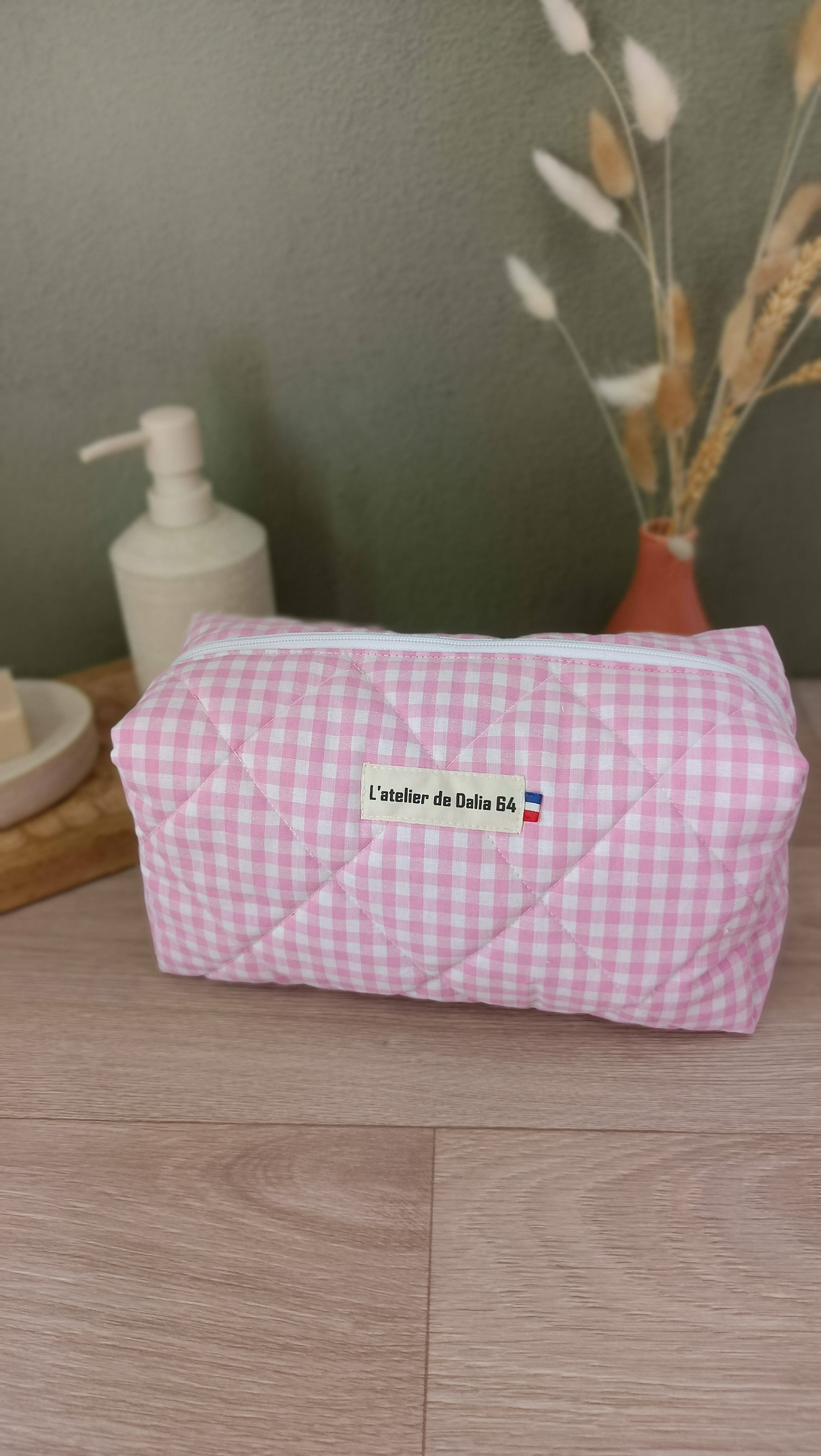 Trousses matelassées maquillage/toilette et accessoires assortis - Vichy rose clair