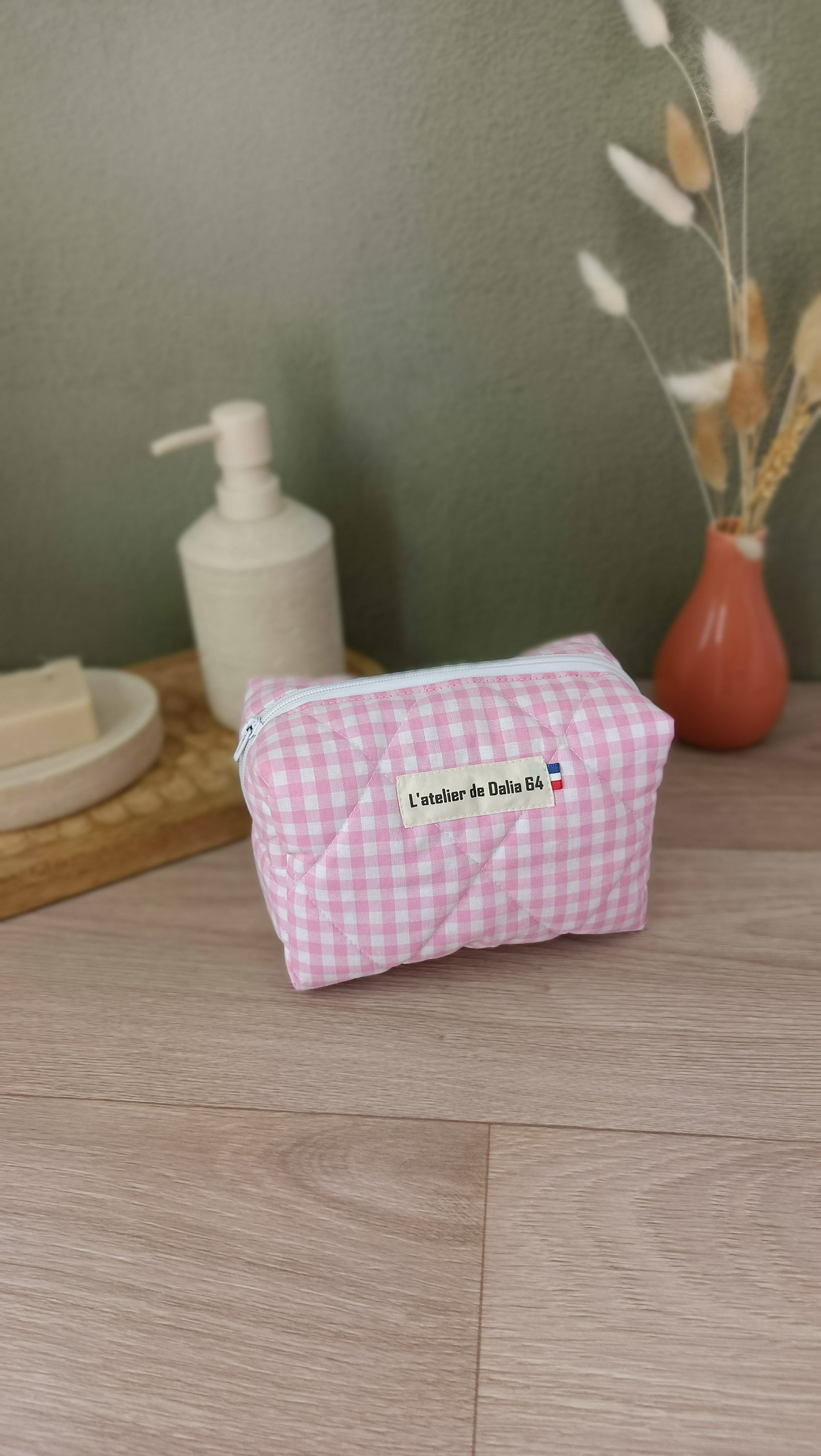 Trousses matelassées maquillage/toilette et accessoires assortis - Vichy rose clair
