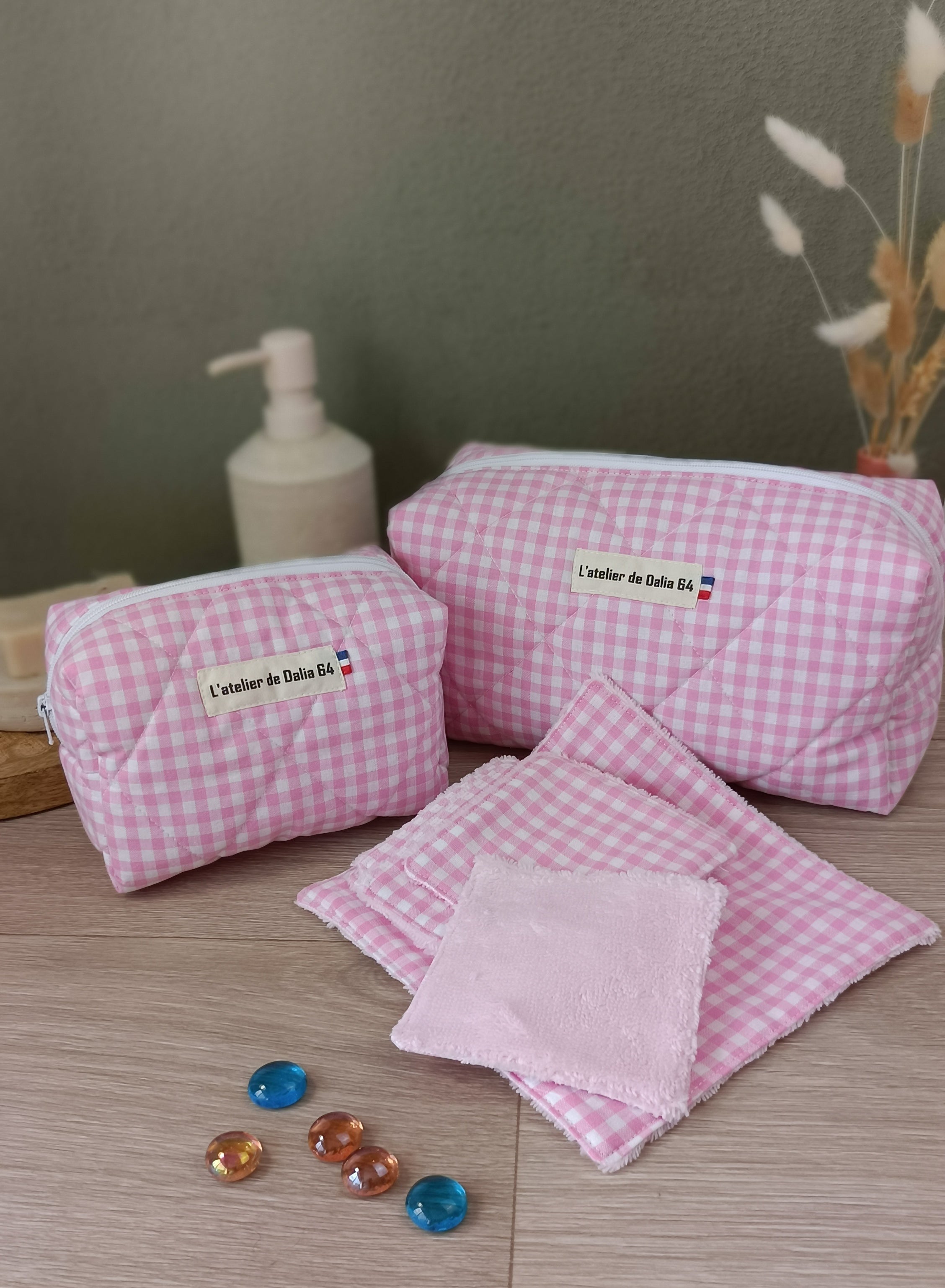 Trousses matelassées maquillage/toilette et accessoires assortis - Vichy rose clair