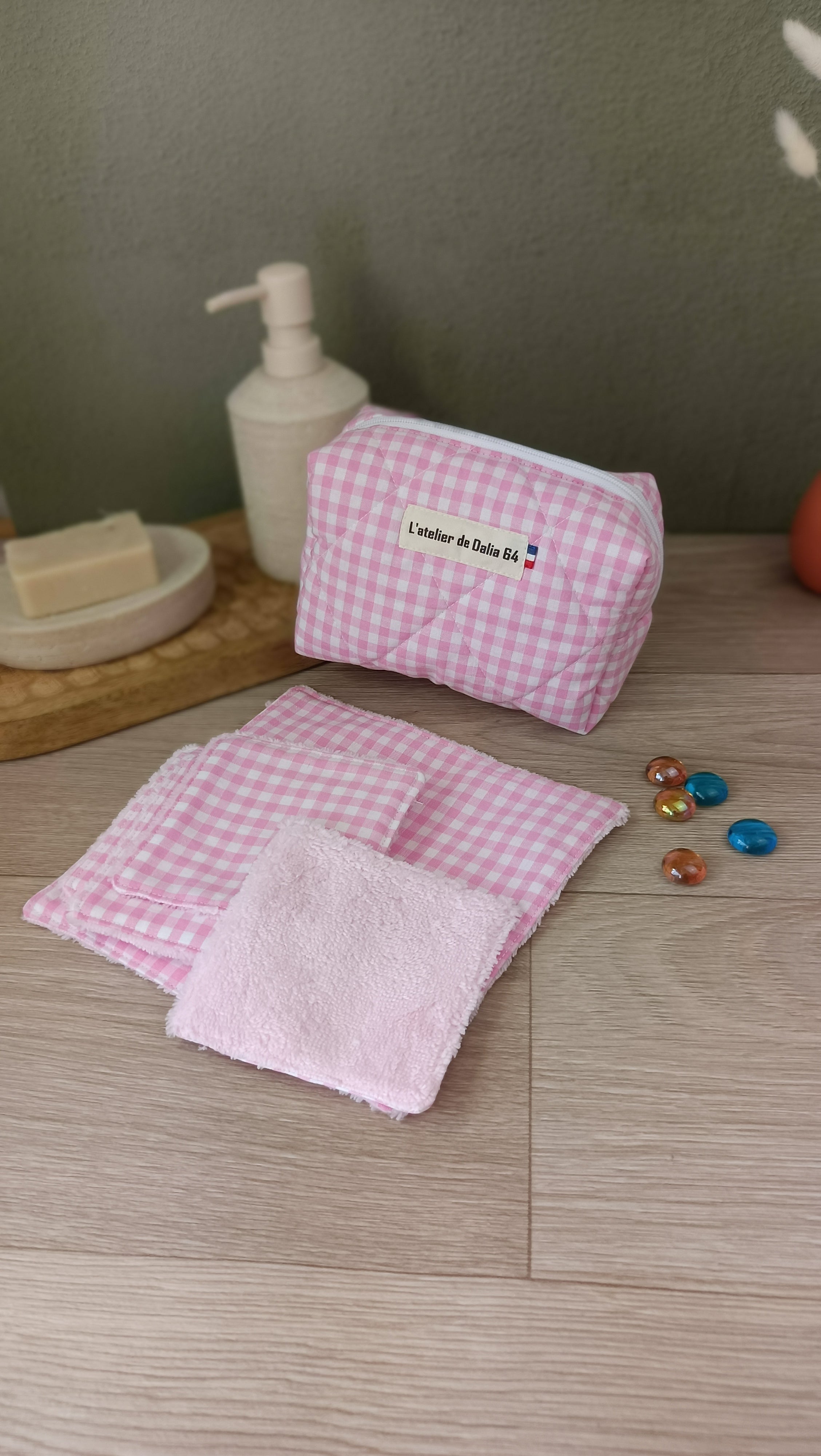 Trousses matelassées maquillage/toilette et accessoires assortis - Vichy rose clair