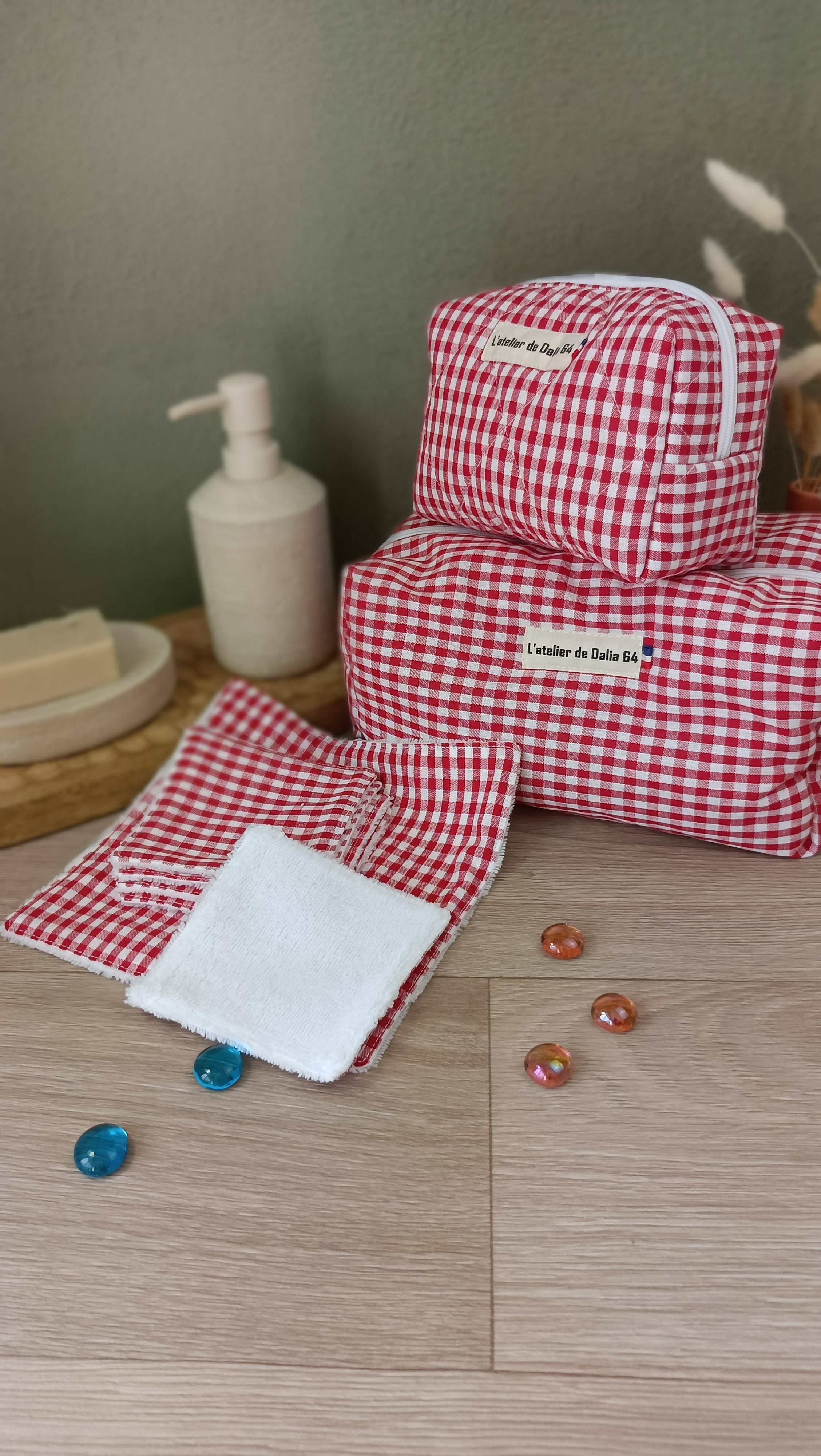 Trousses matelassées maquillage/toilette et accessoires assortis - Vichy rouge