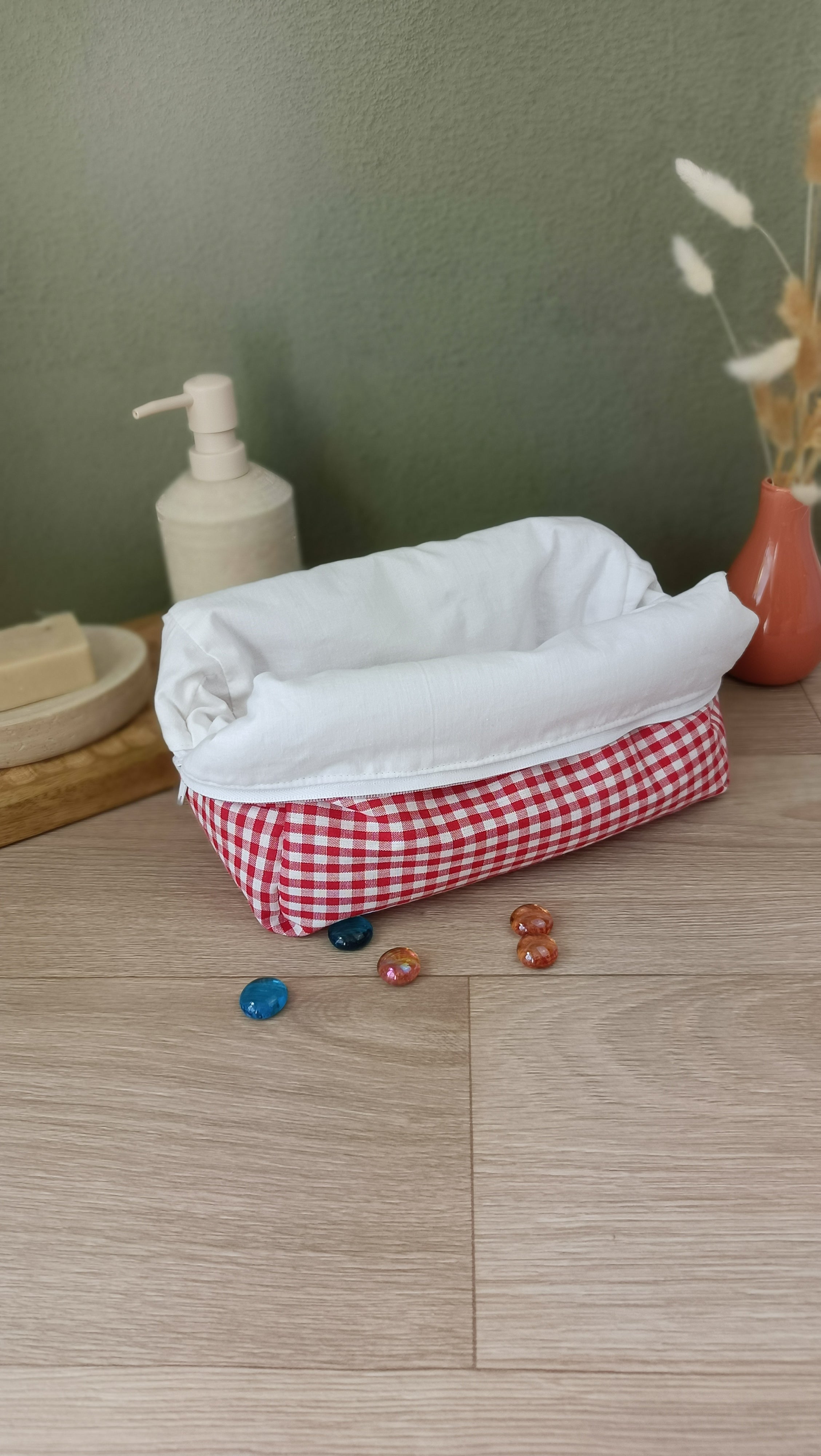 Trousses matelassées maquillage/toilette et accessoires assortis - Vichy rouge