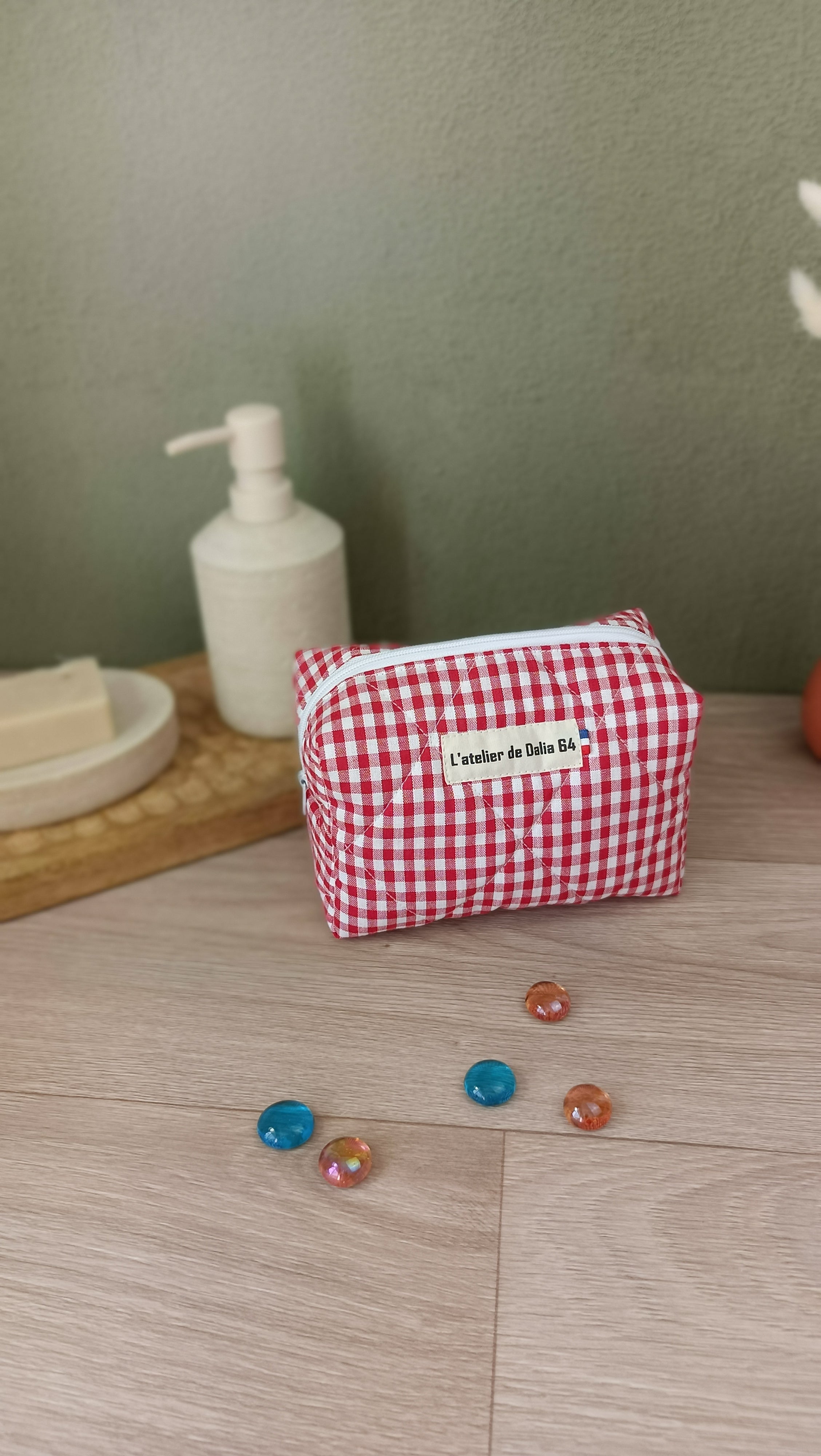 Trousses matelassées maquillage/toilette et accessoires assortis - Vichy rouge