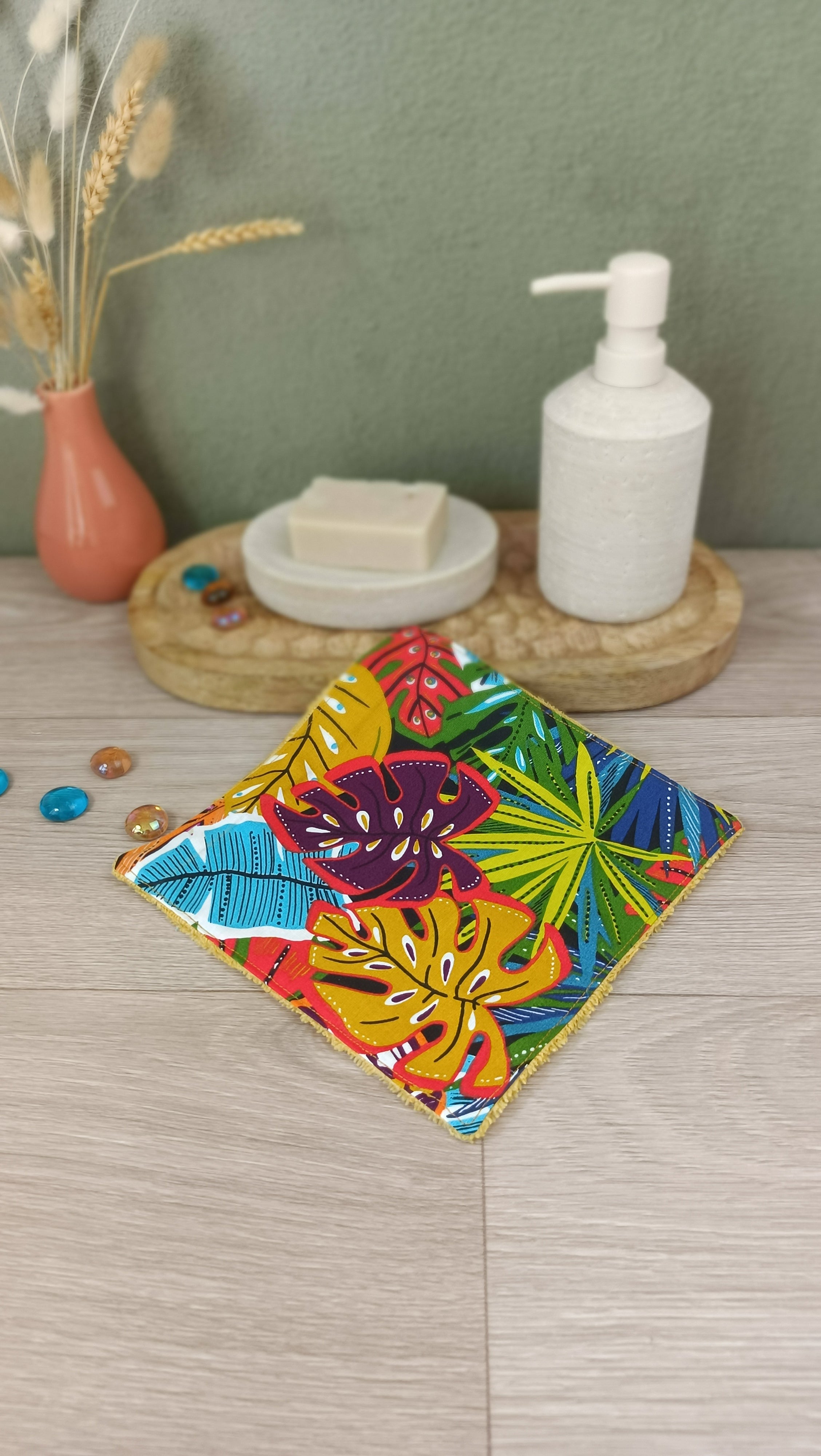 Trousse maquillage molletonnée et accessoires assortis - Lovoli multico
