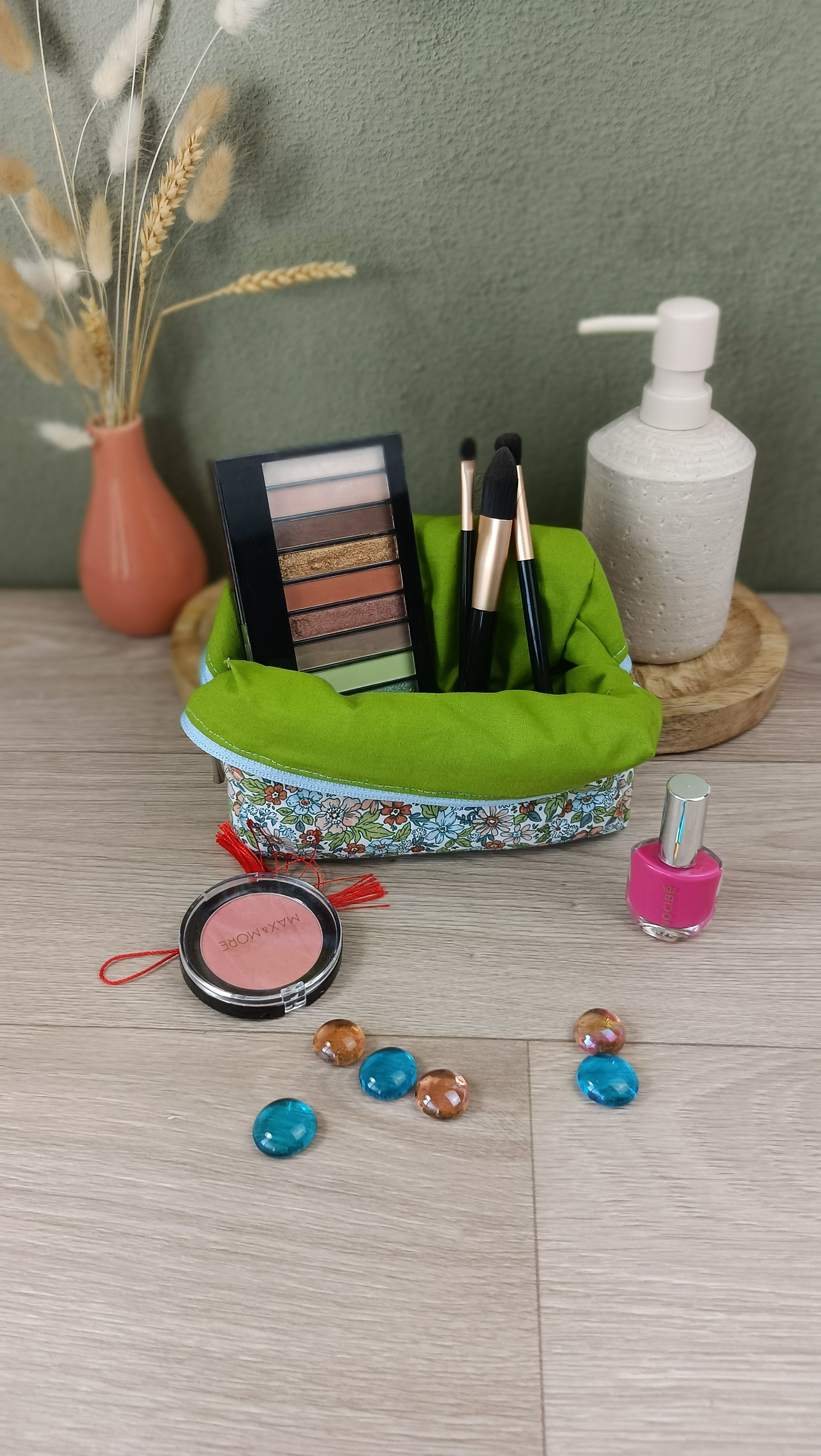 Trousse maquillage molletonnée et accessoires assortis - Pensée fond blanc