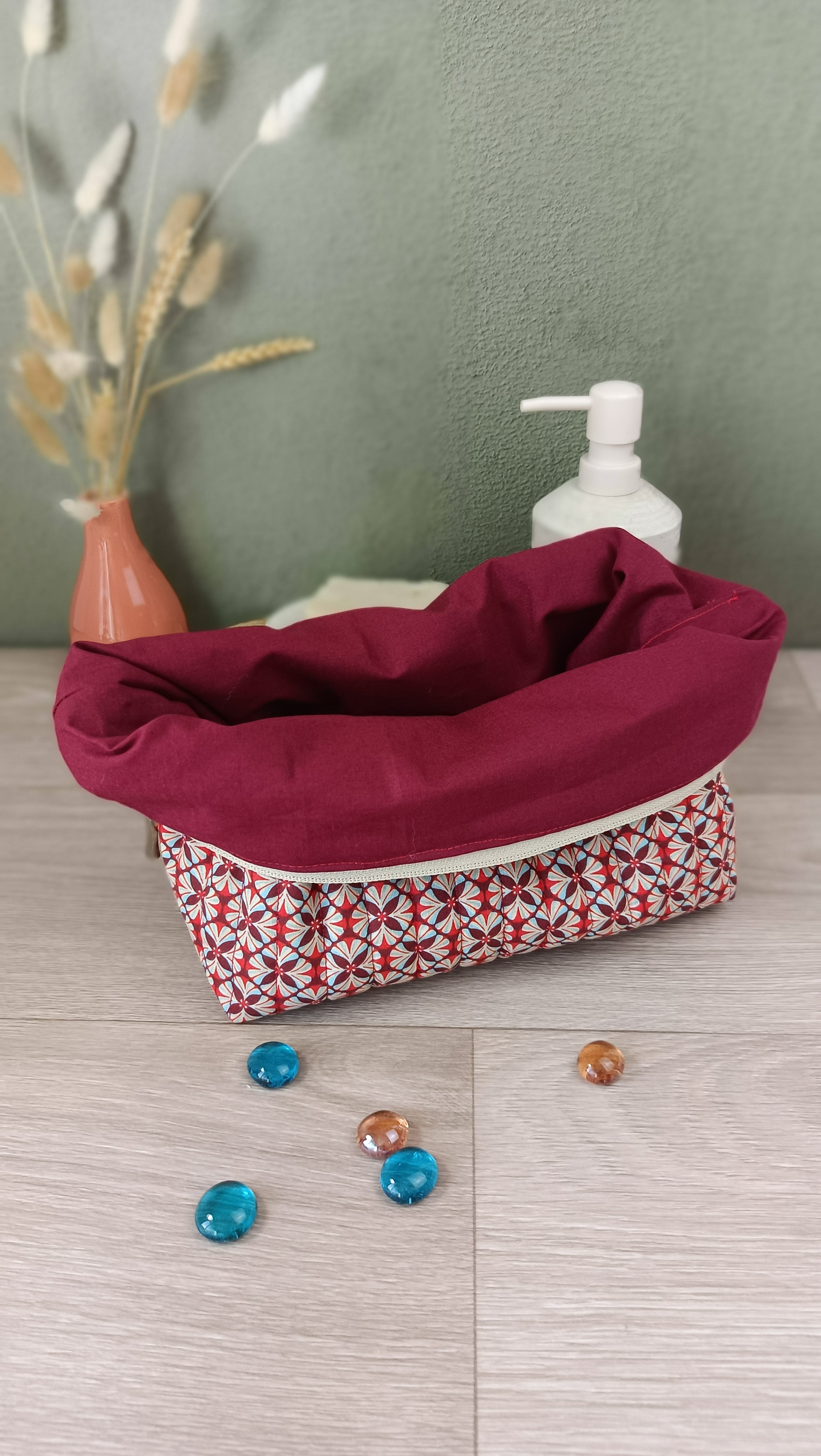 Trousse de toilette et accessoires assortis - Eugène rouge