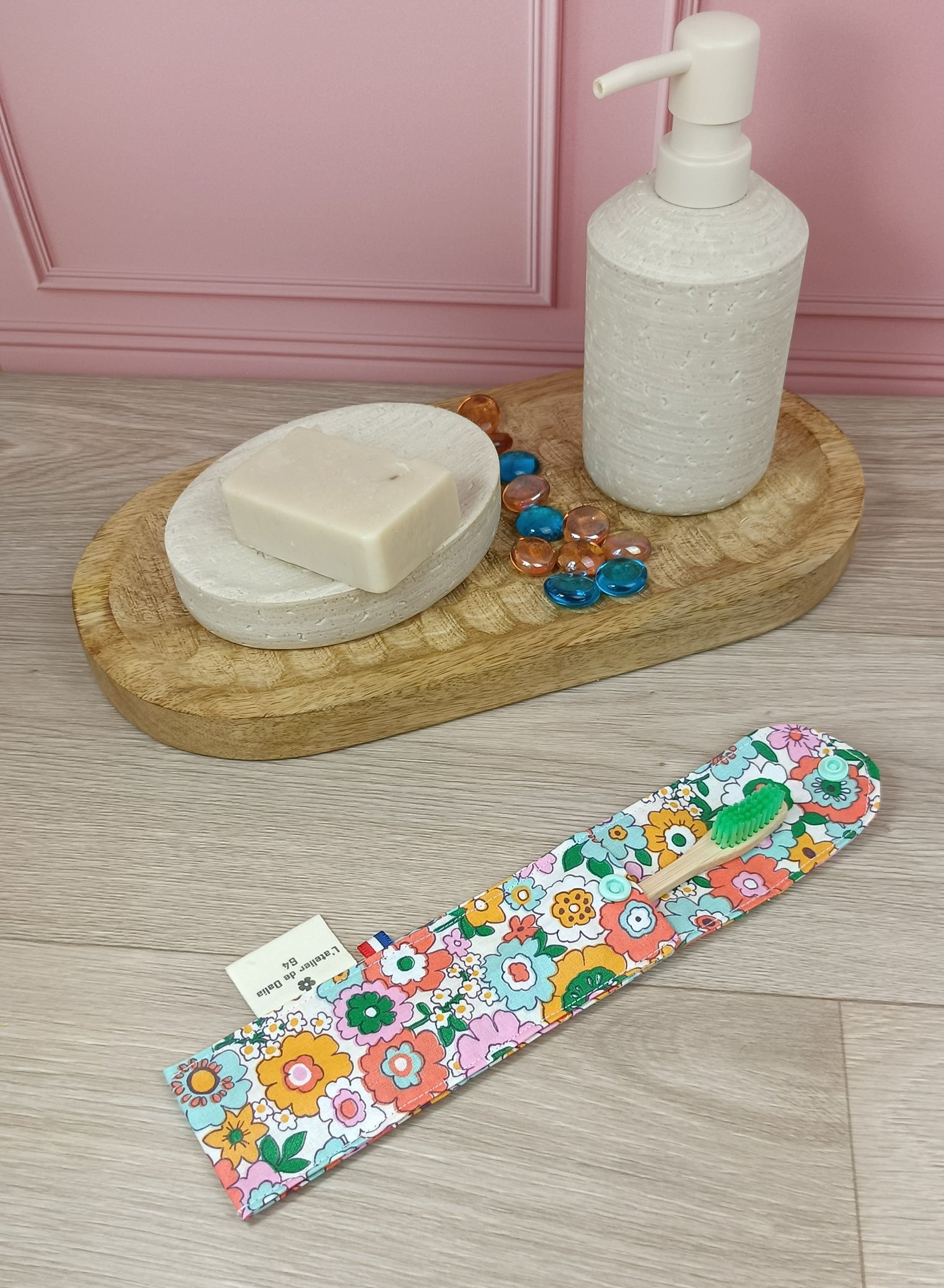 Étuis à brosses à dent et pochettes à savon lavables - Collection Fleurs rétro