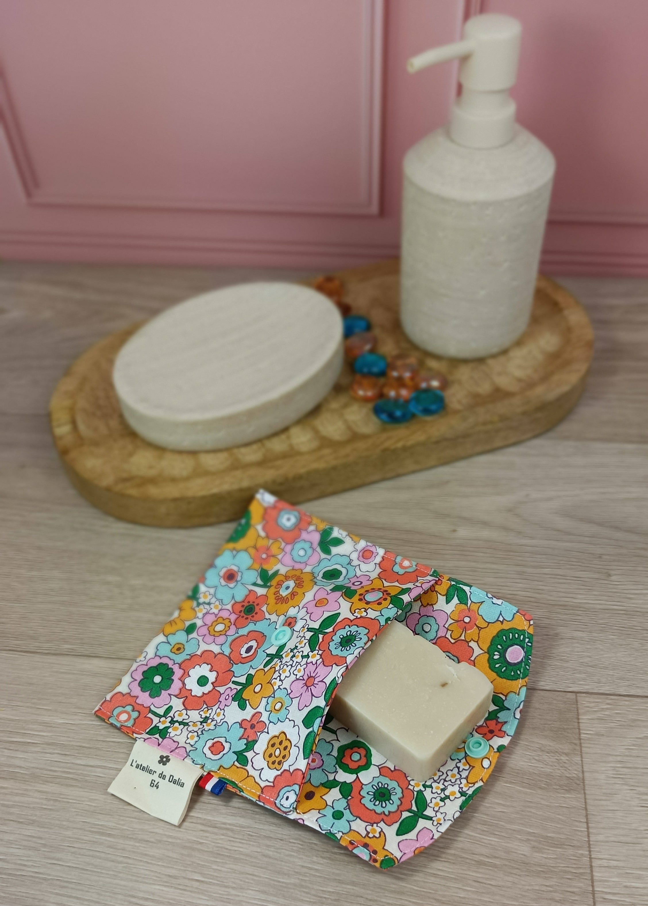 Étuis à brosses à dent et pochettes à savon lavables - Collection Fleurs rétro