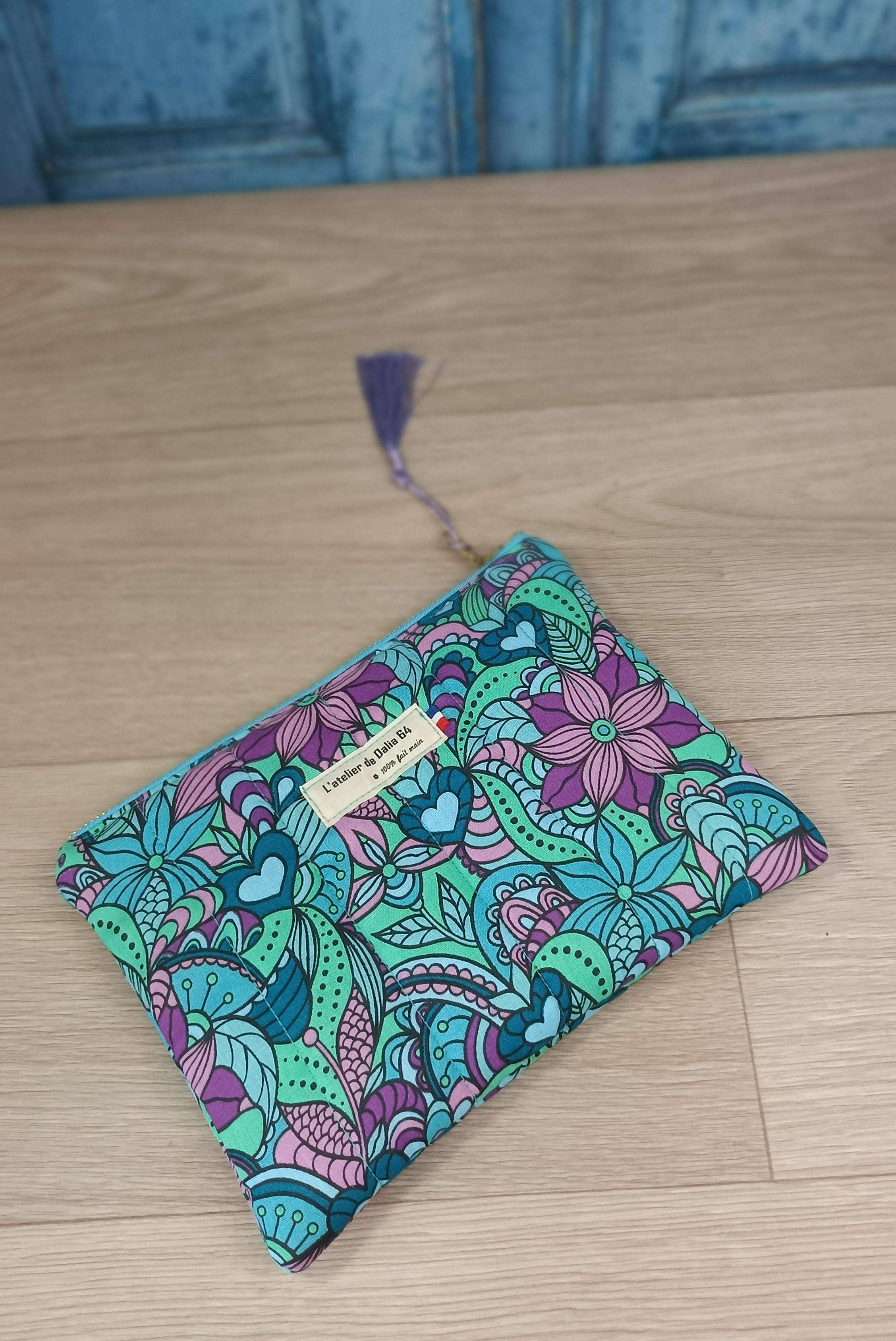 Pochette plate matelassé - BOHO - Orchidée bleue
