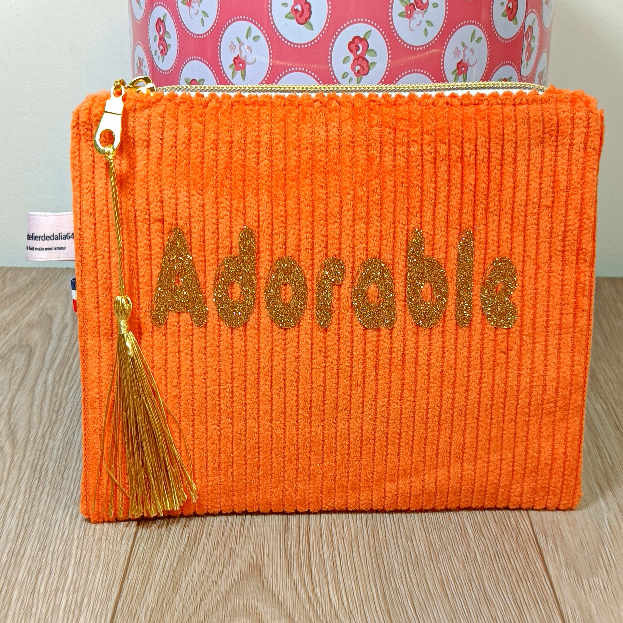 Pochettes velours zippées personnalisées disponibles