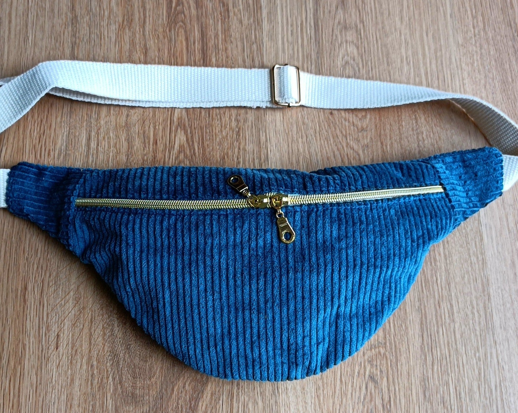 Sac banane - Collection velours côtelé - couleur bleu pétrole