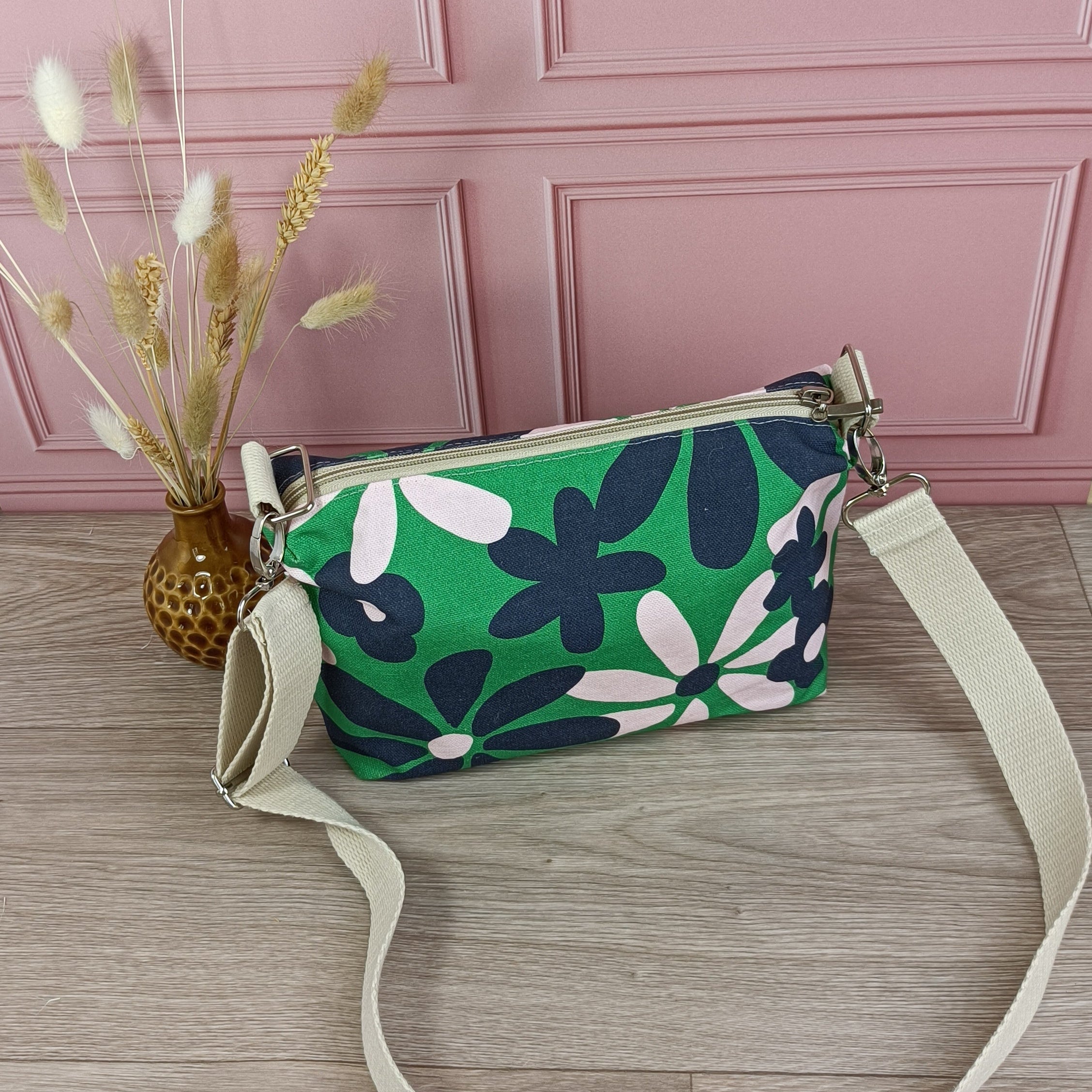 Sac bandoulière avec tissu et bandoulière en coton big flower