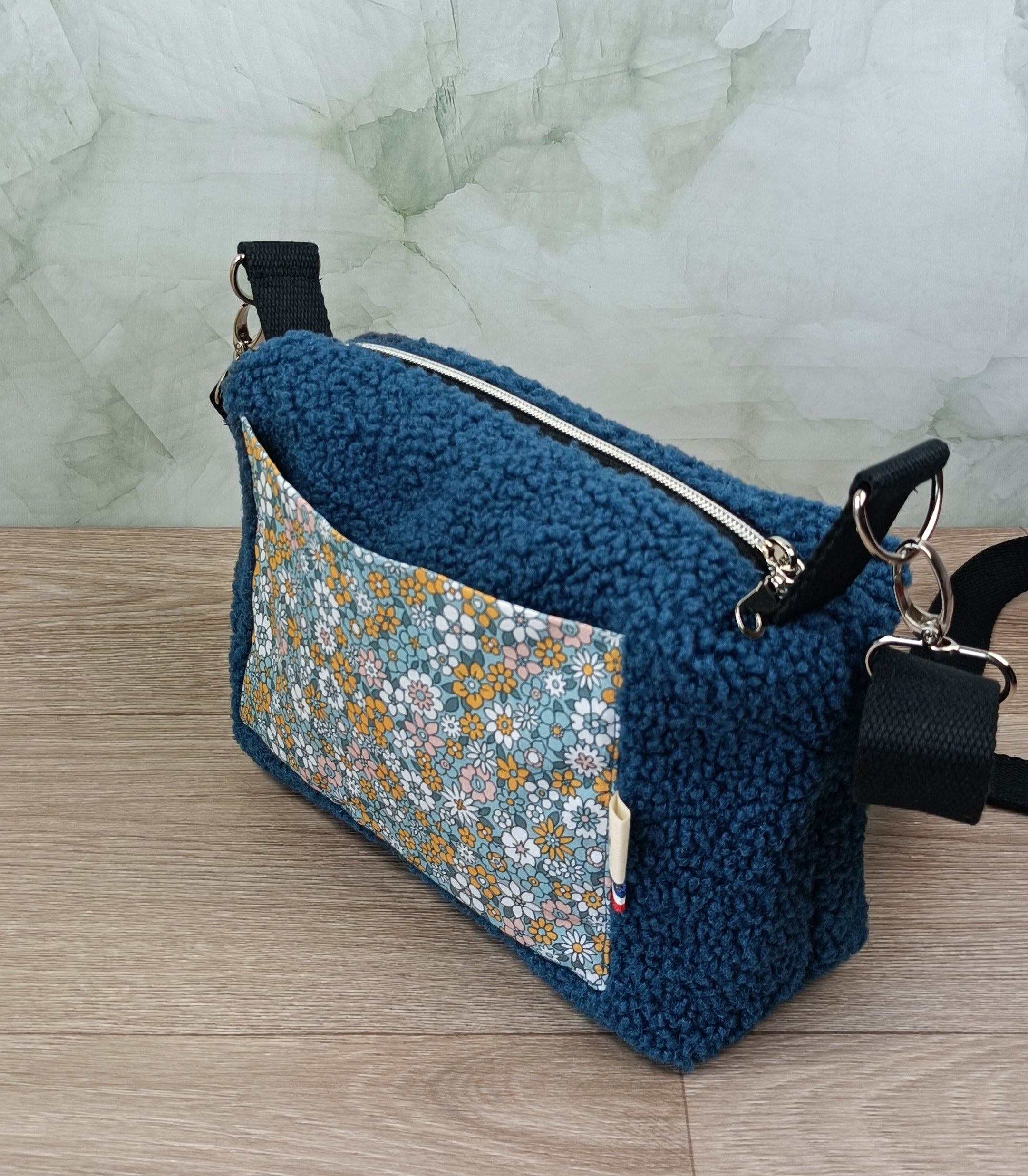 Sac bandoulière réglable sherpa bleu indicolite