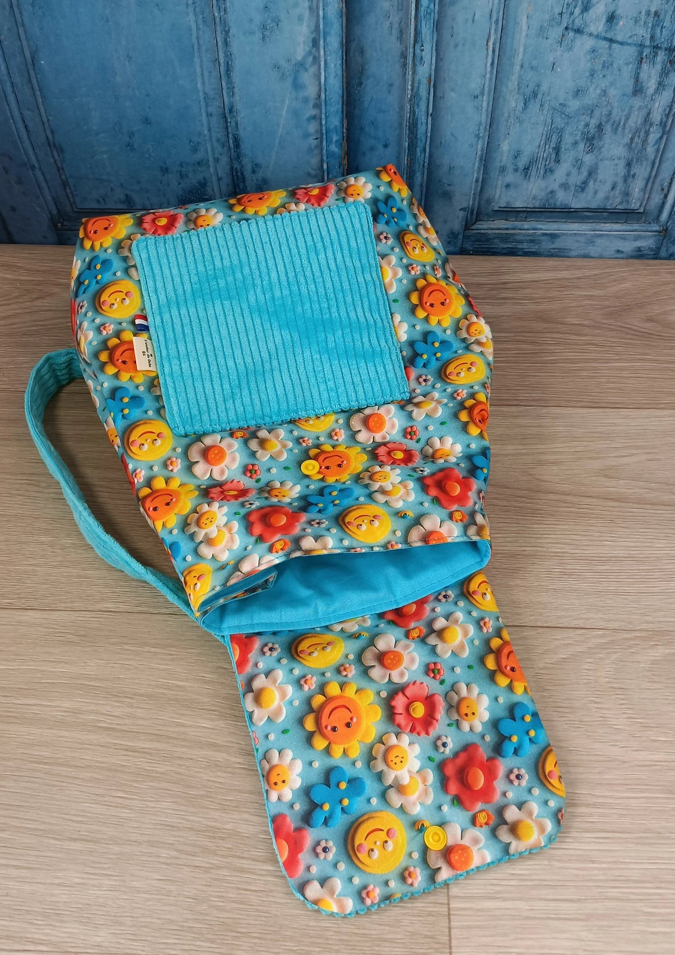 Sac à dos et serviette de cantine Daisy digitale