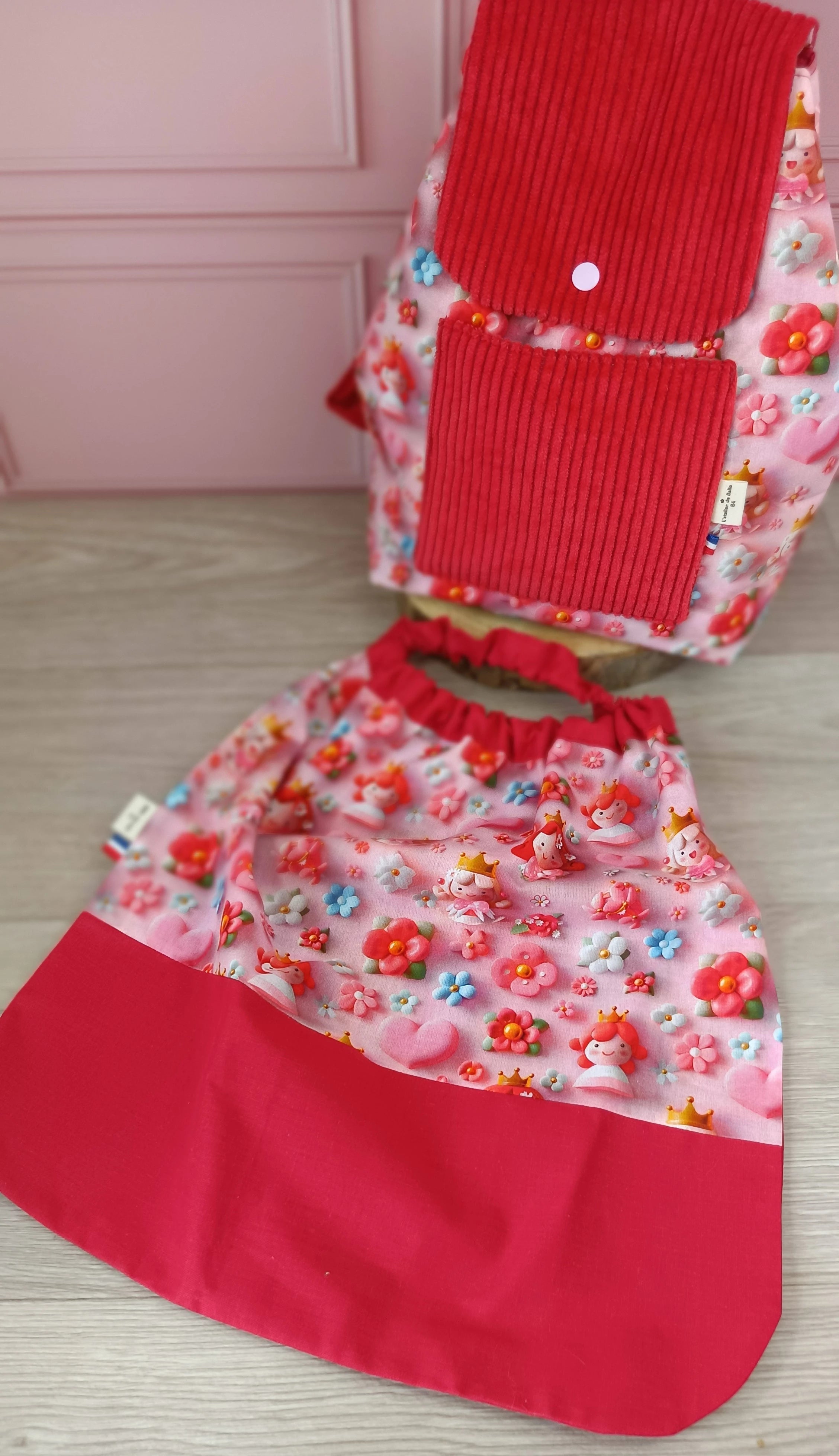 Sac à dos et serviette de cantine Queena