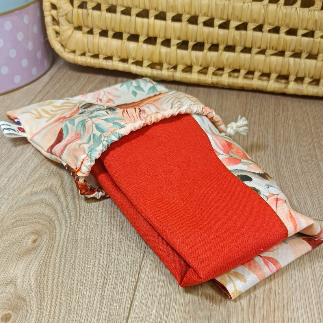 Serviette cantine élastique lavable avec son pochon assorti - Tropicale terra