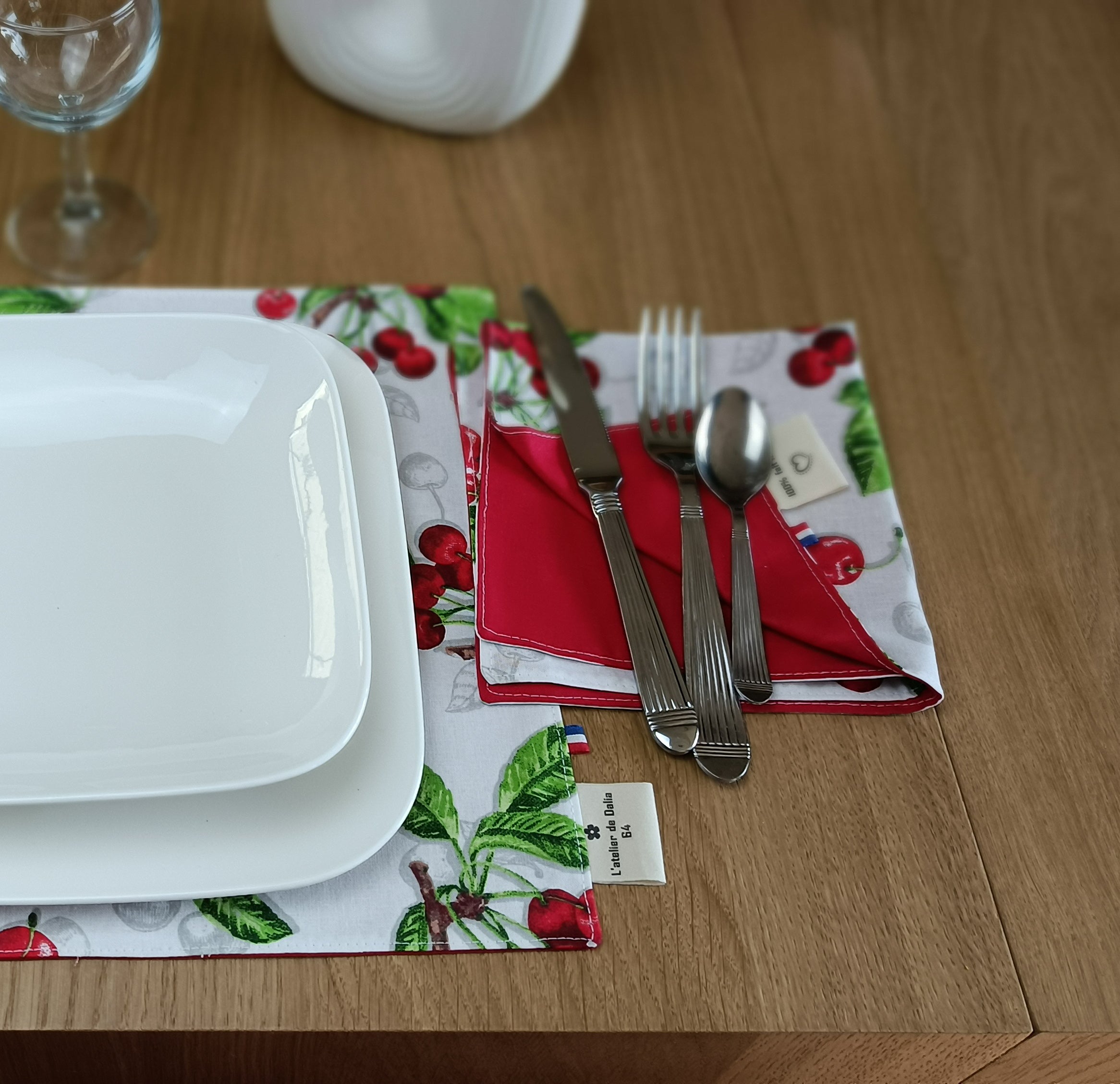 serviette de table motif cerise