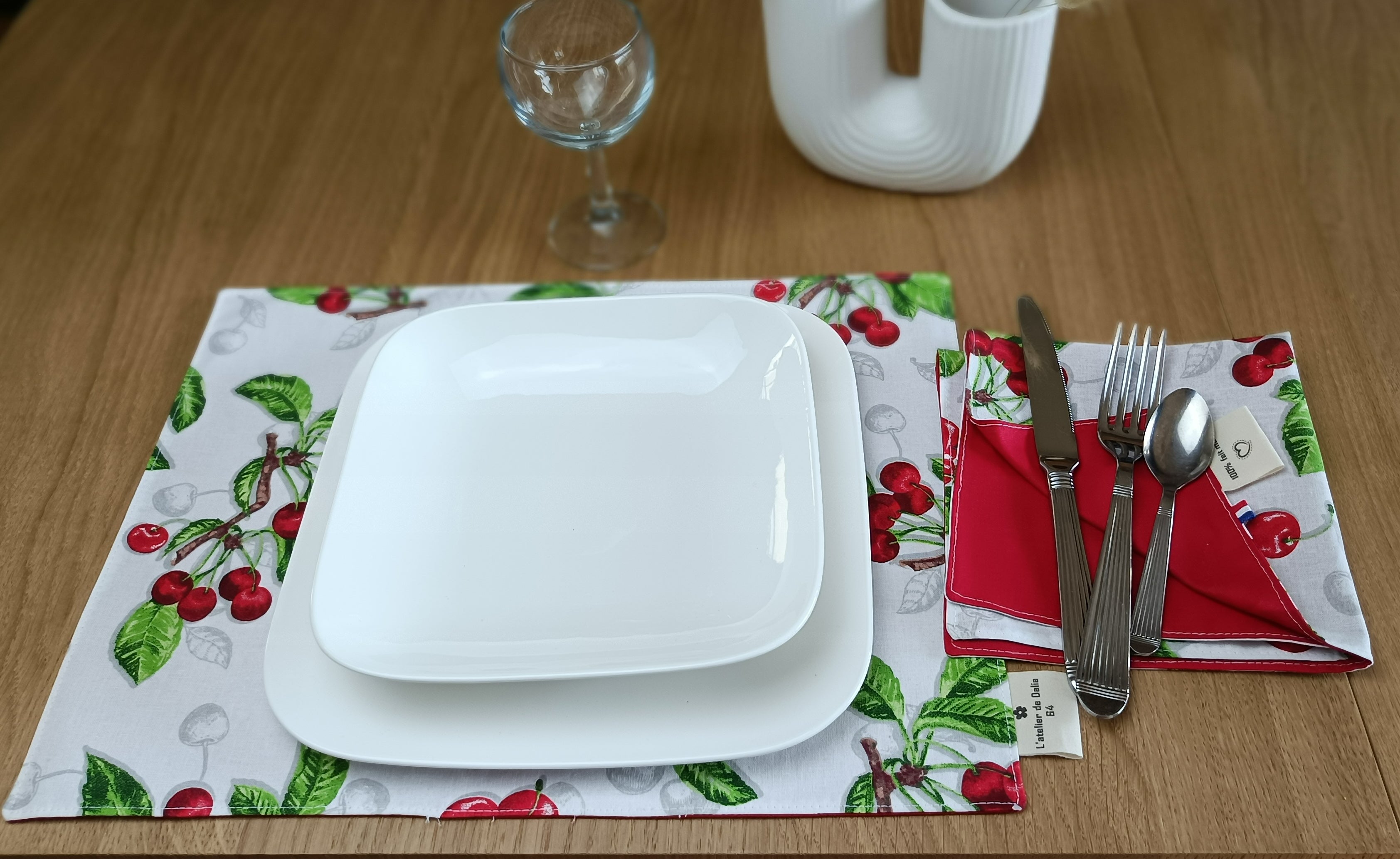 set de table lavable motif cerise