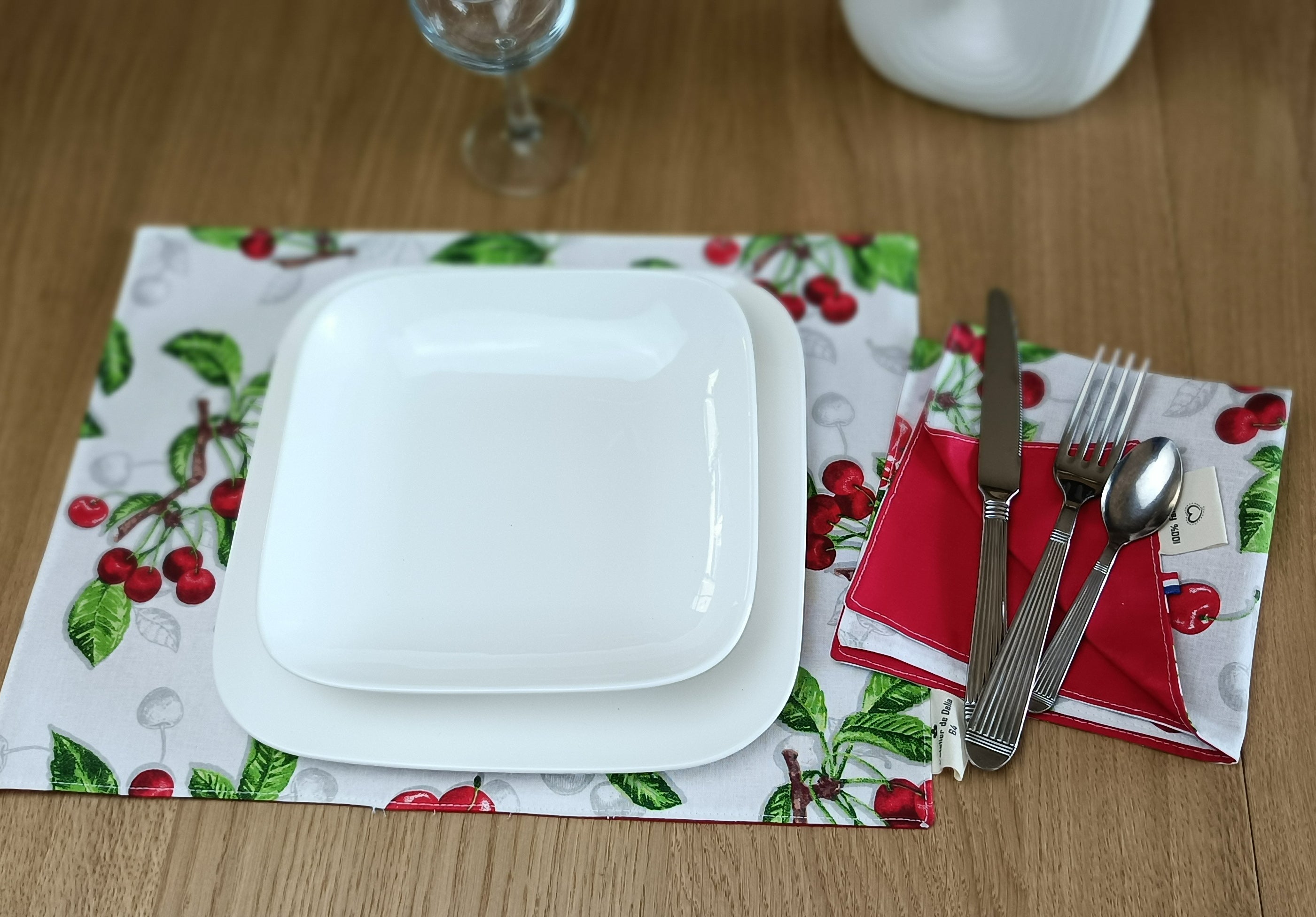 set de table lavable motif cerise