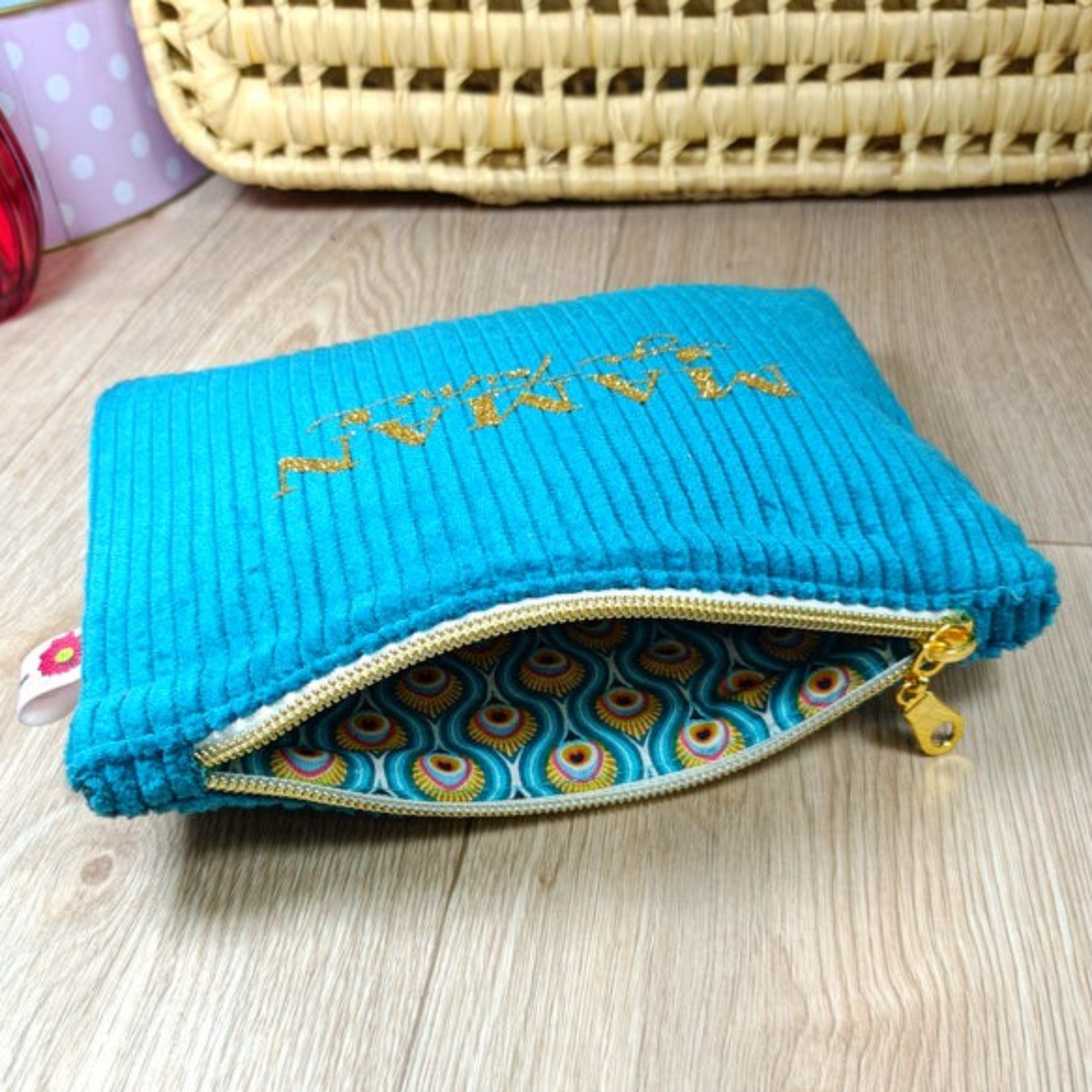 Pochettes velours zippées personnalisées disponibles