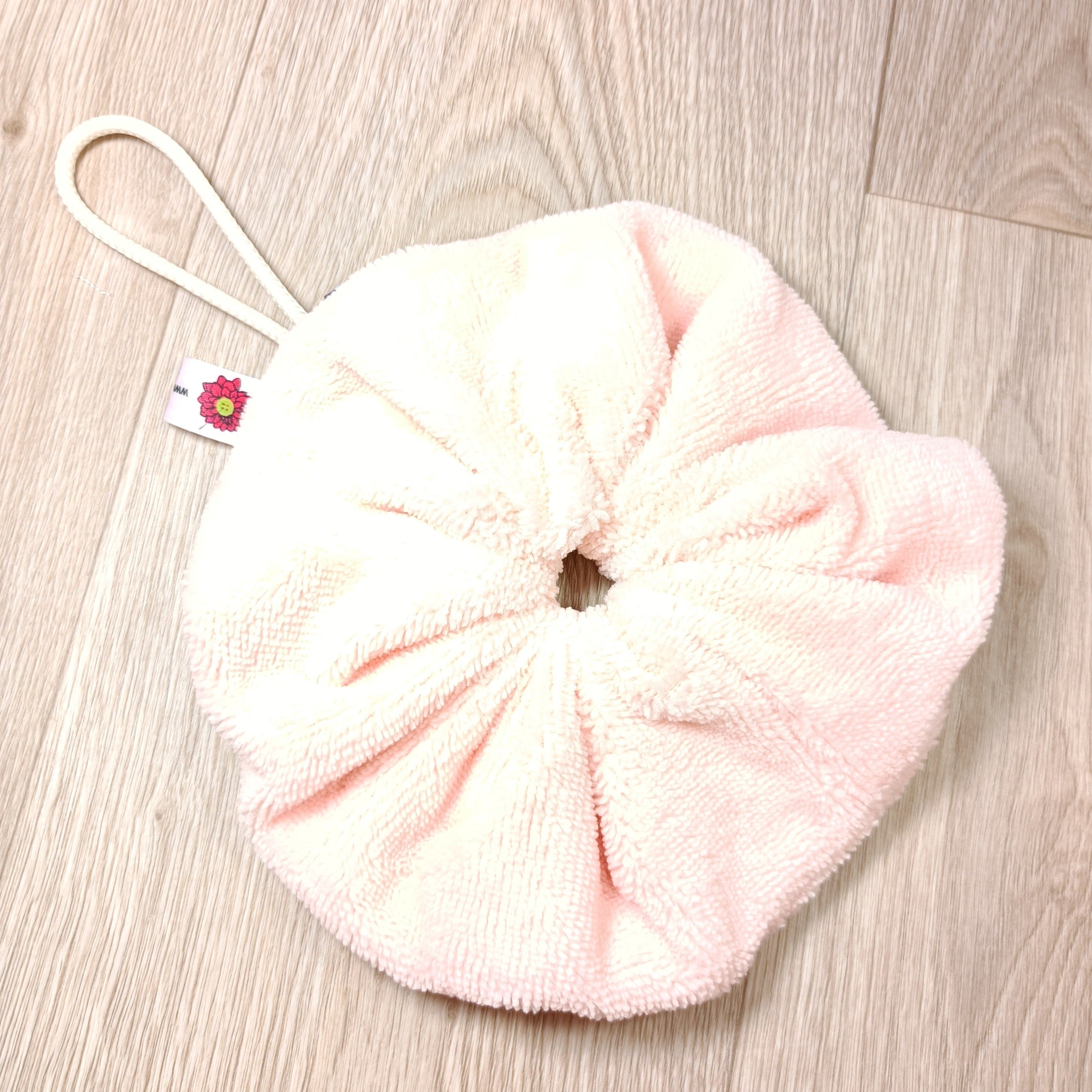 Fleurs de douche éponge bambou très douces disponibles