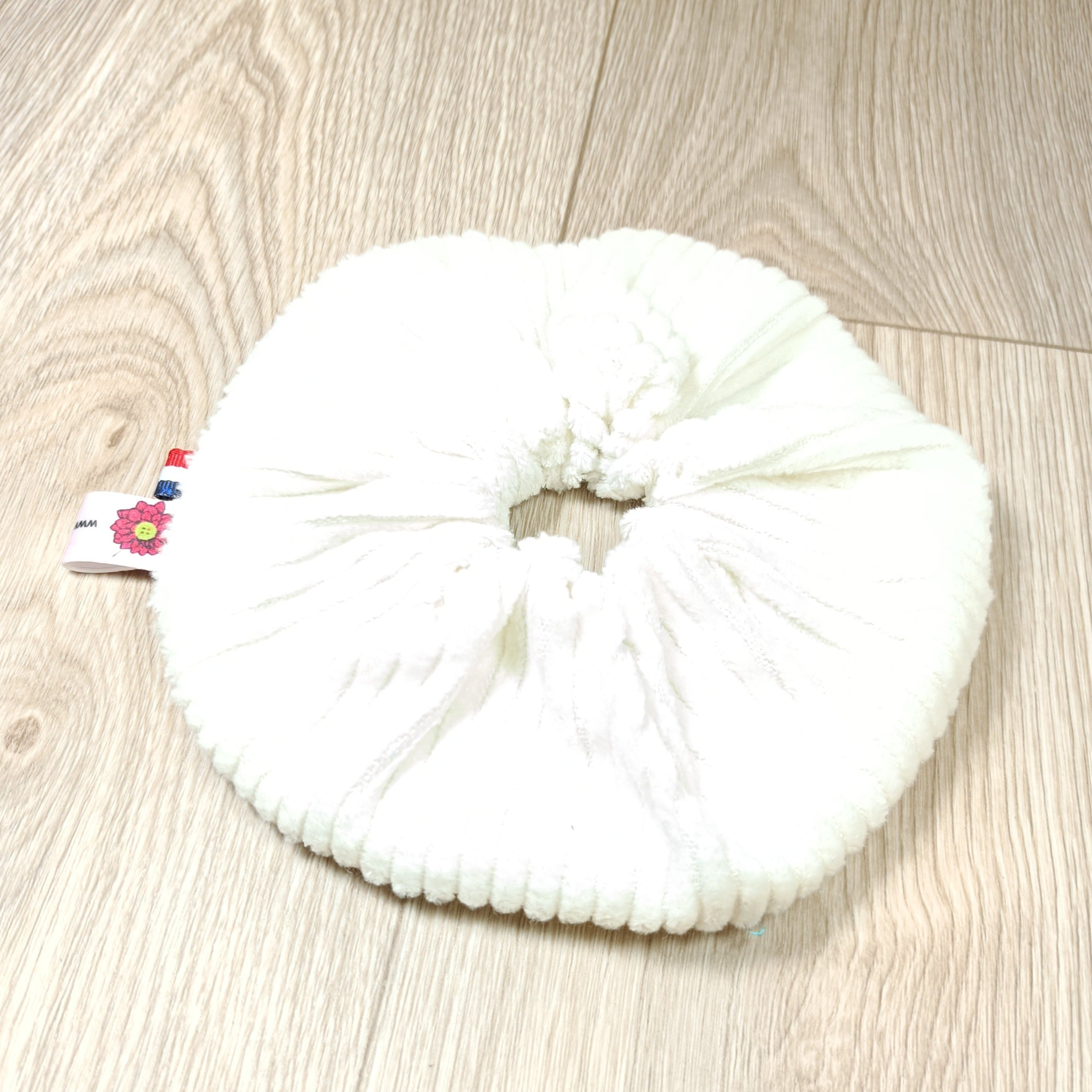 Chouchou scrunchy cheveux en velours coton divers coloris