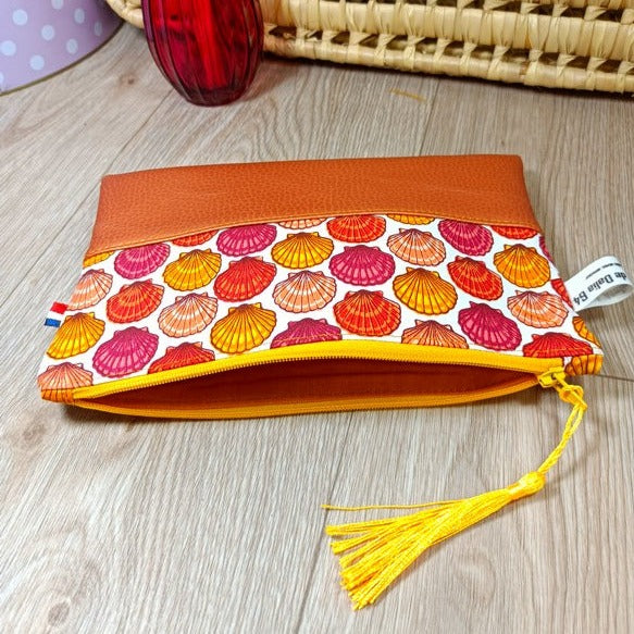 Pochettes zippées en simili et tissus disponibles