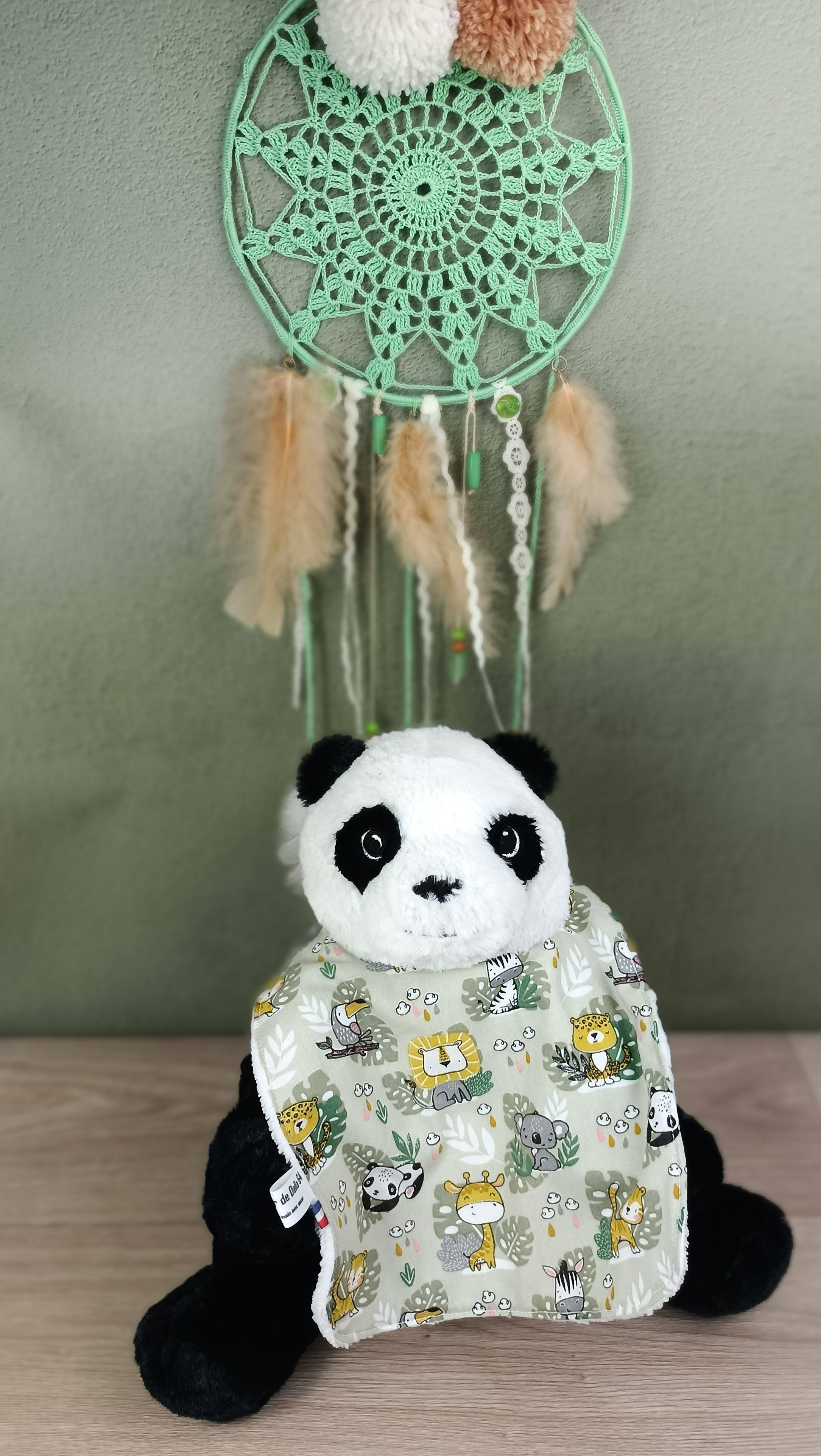 Bavoir bébé thème petit panda vert 