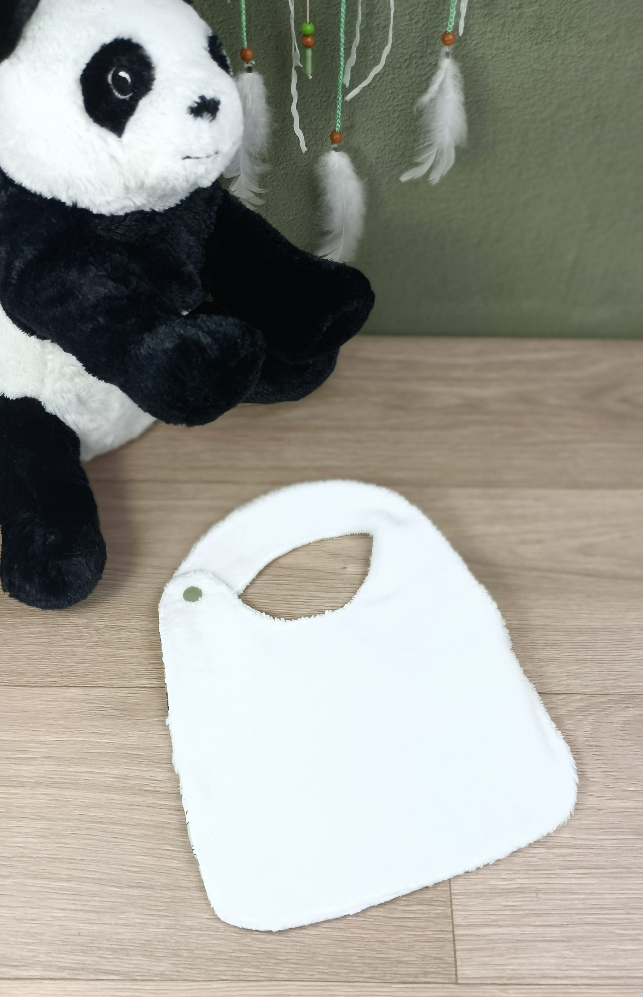 Bavoir bébé thème petit panda vert 