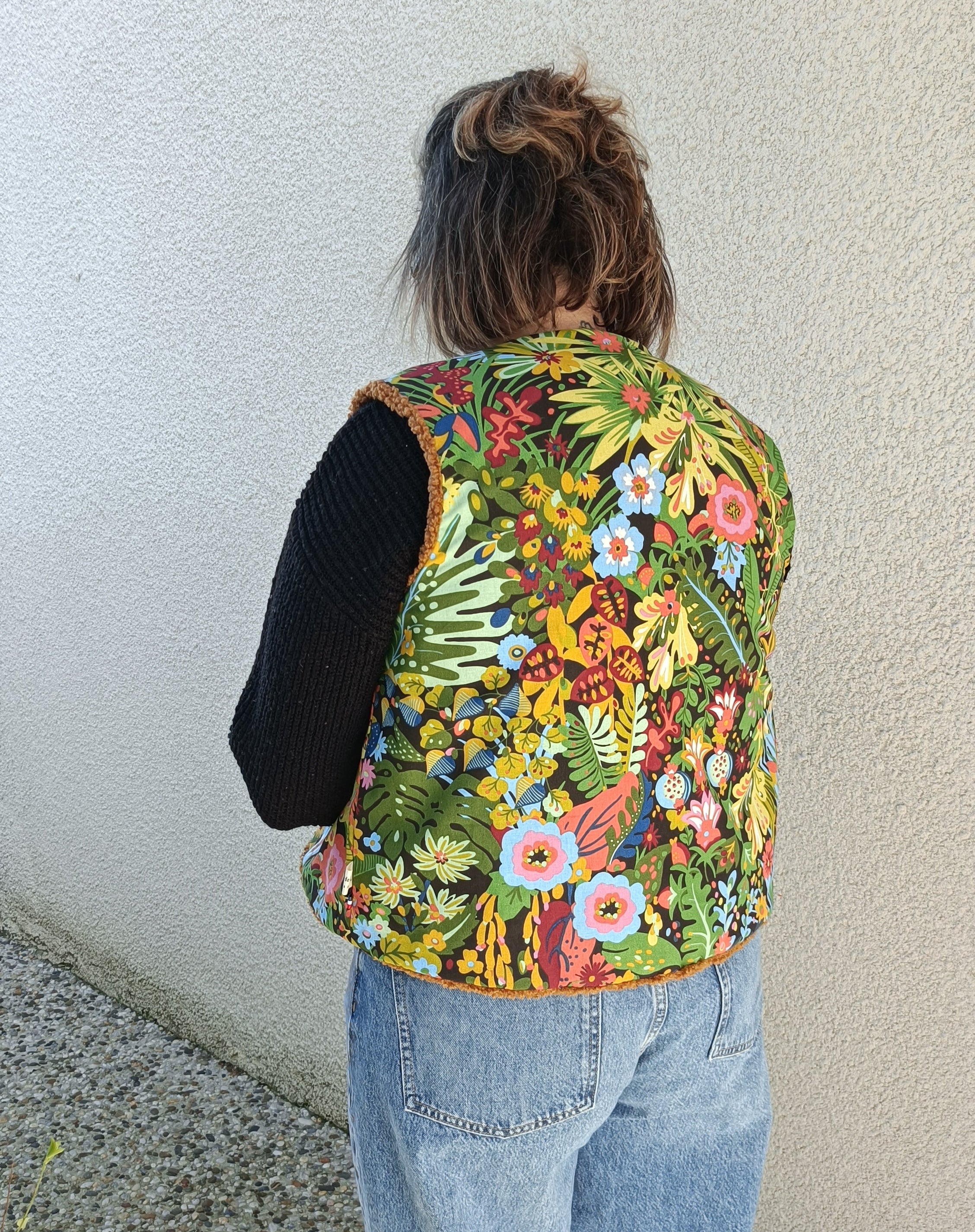 Gilet berger adultes sherpa caramel tissu jungle luxuriante