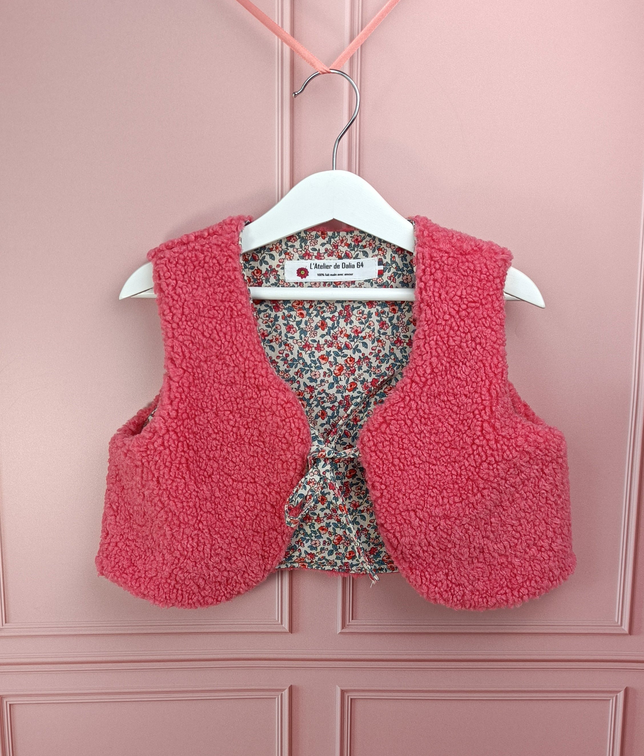 Gilet berger enfant sherpa corail tissu fleuri 