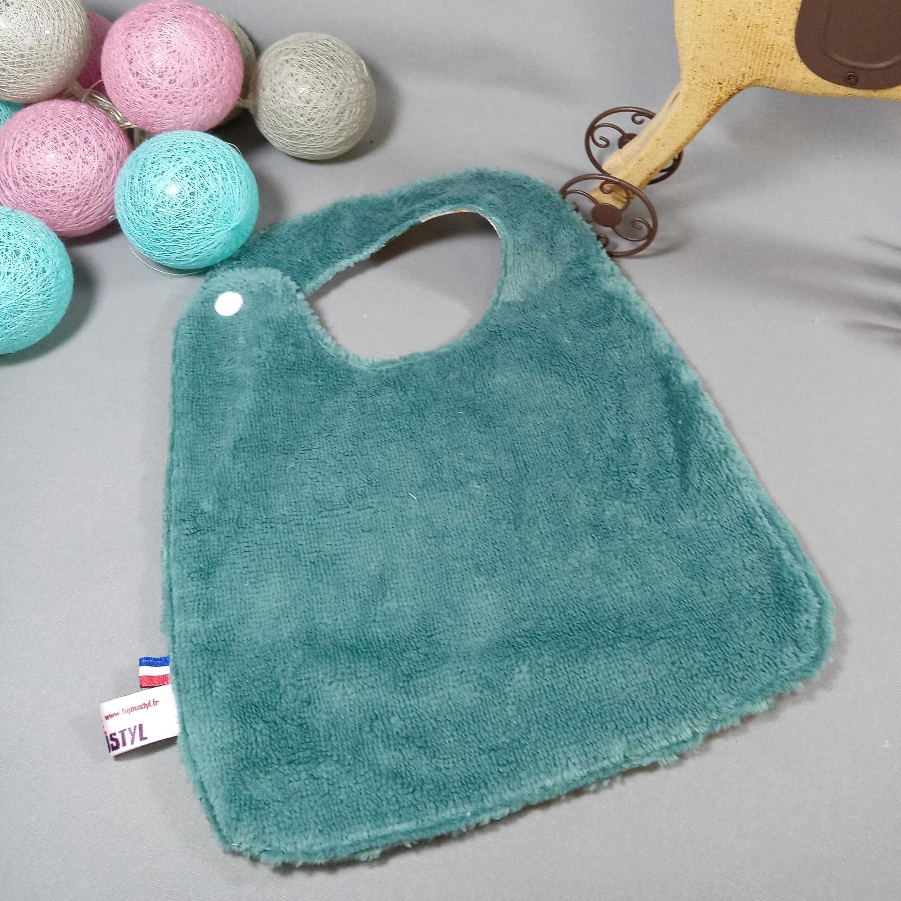 Bavoirs bébé modèles divers disponibles