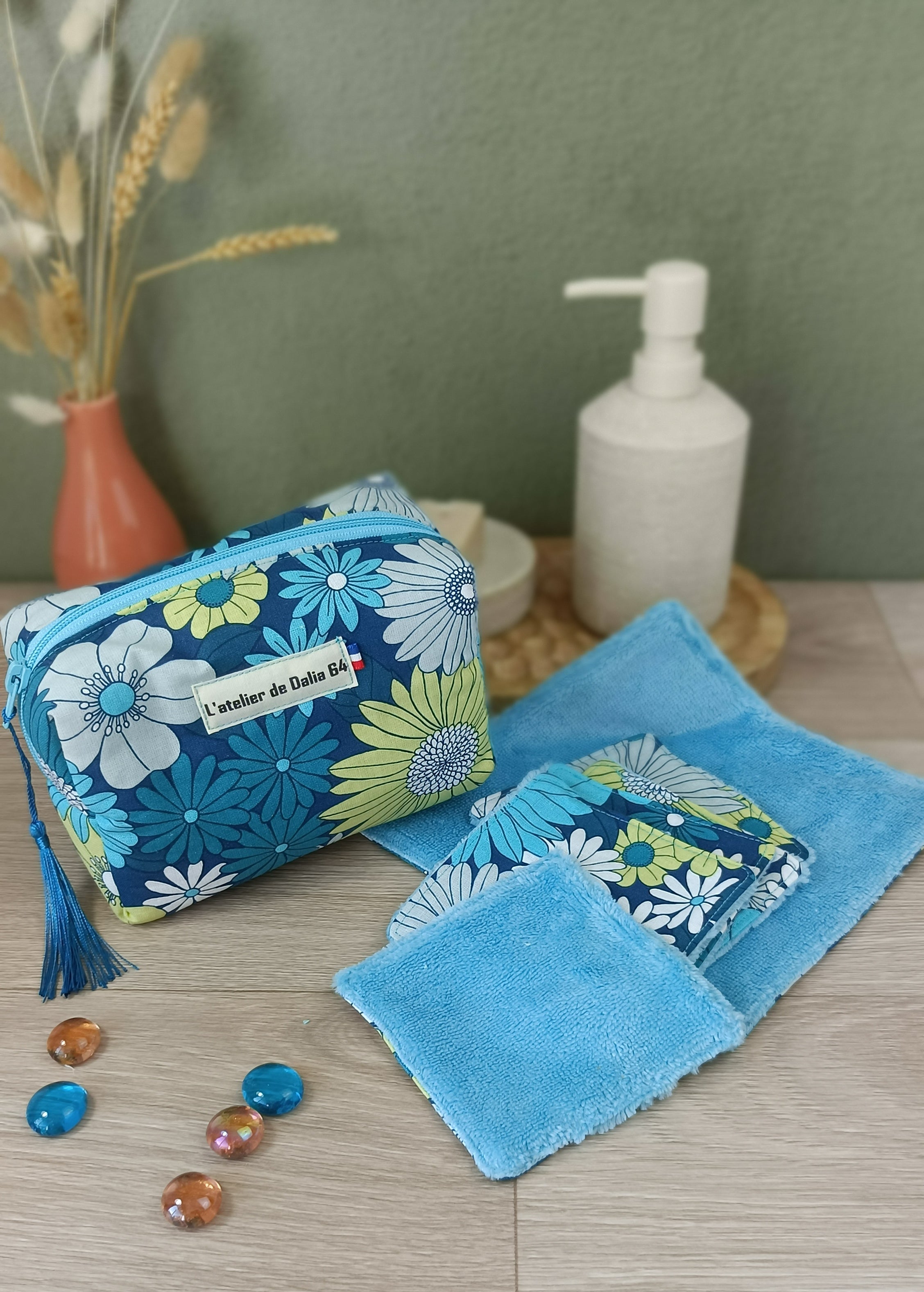 Trousse maquillage et accessoires assortis - Ibiza bleu