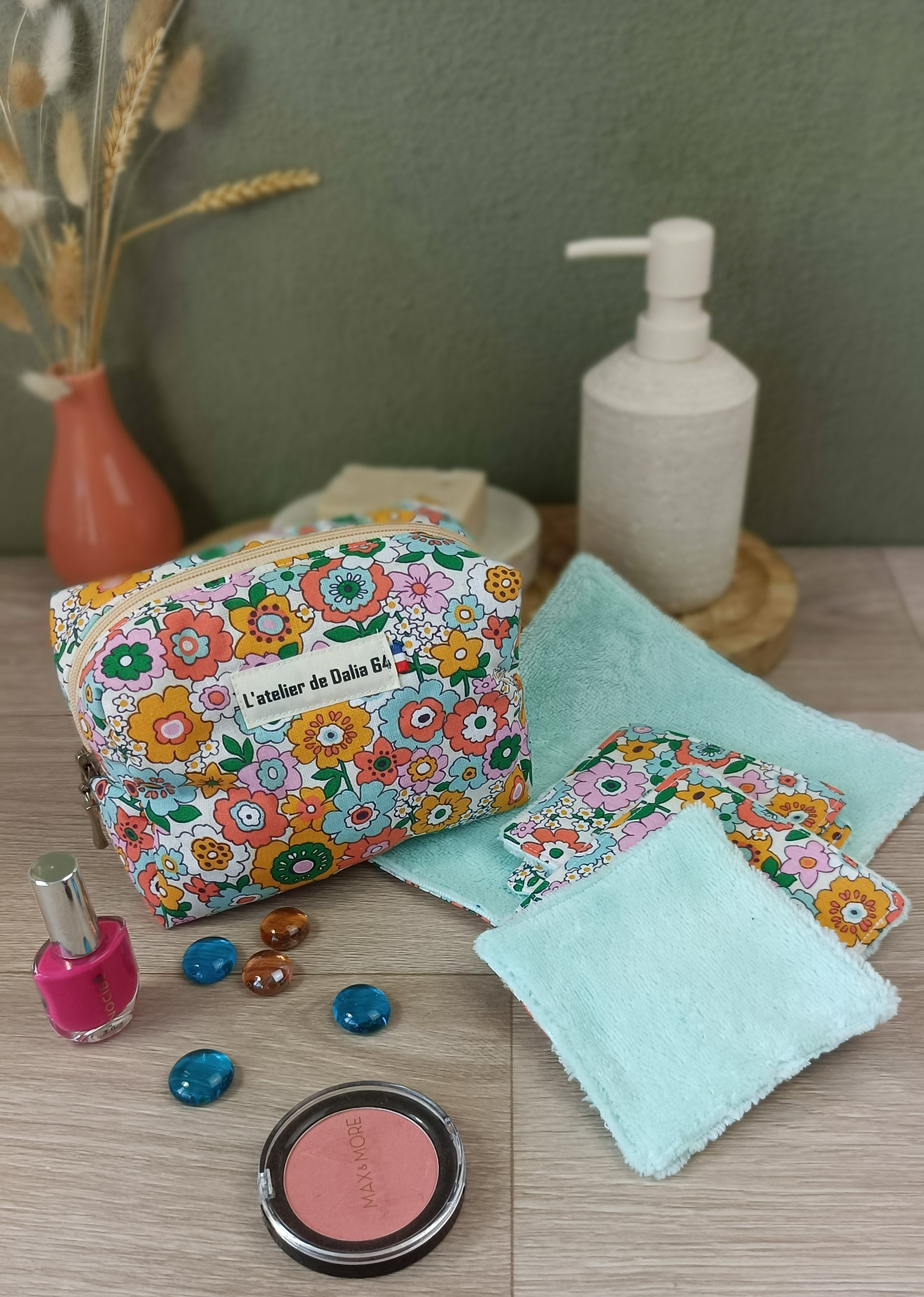 Trousse maquillage et accessoires assortis - Fleurs rétro- ivoire rose