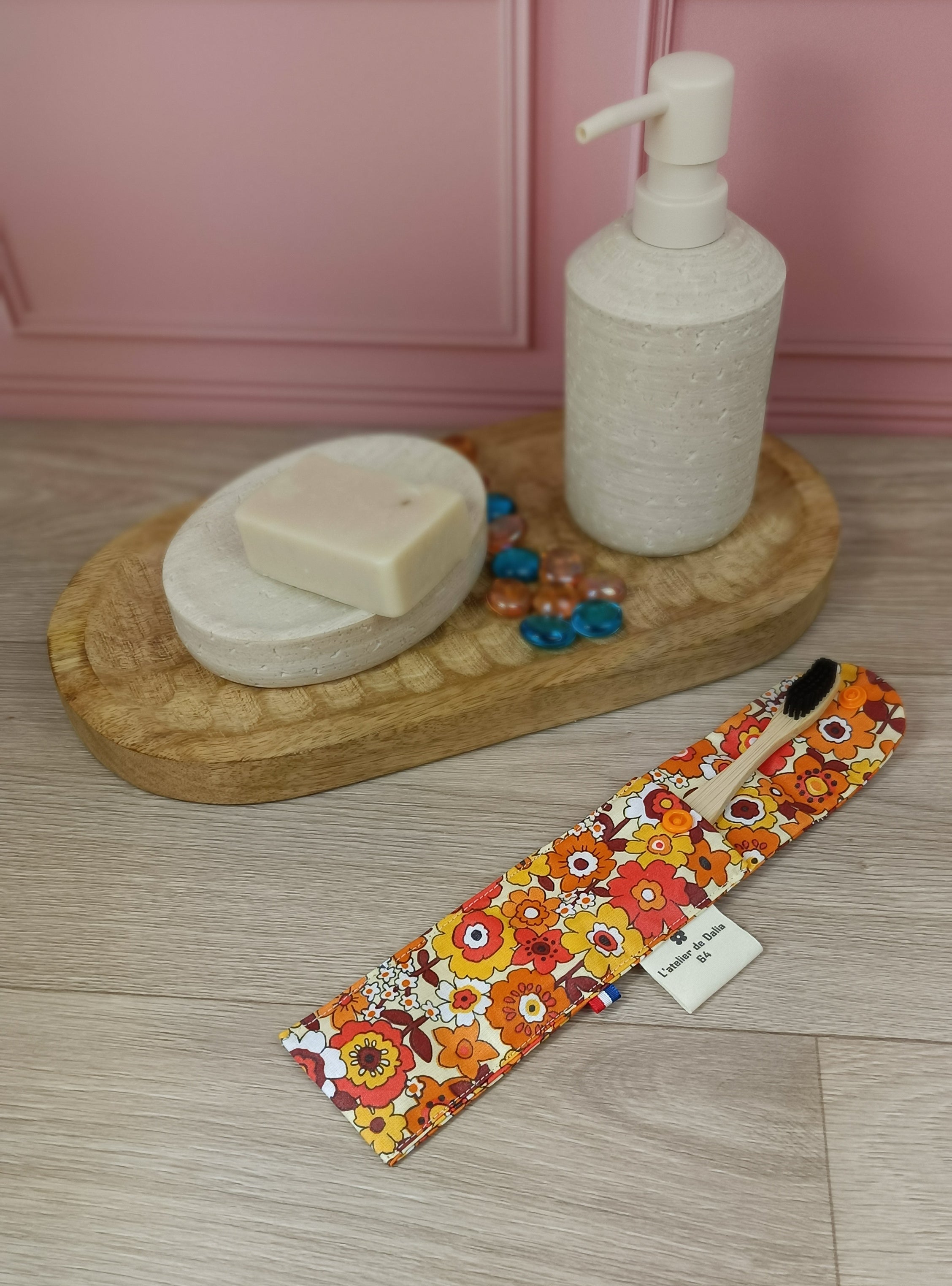 Étuis à brosses à dent et pochettes à savon lavables - Collection Fleurs rétro