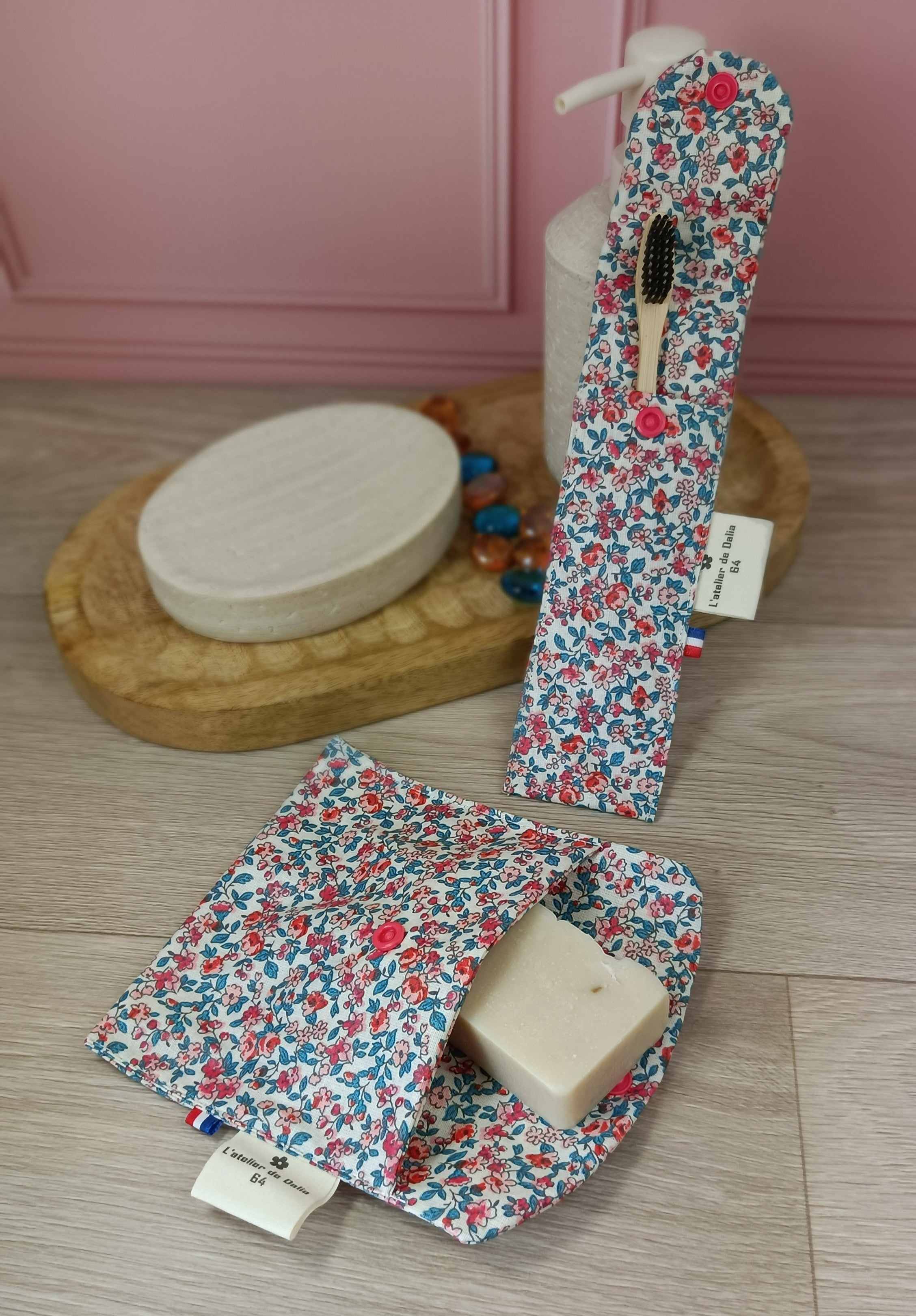 Étuis à brosses à dent et pochettes à savon lavables - Léonie rose