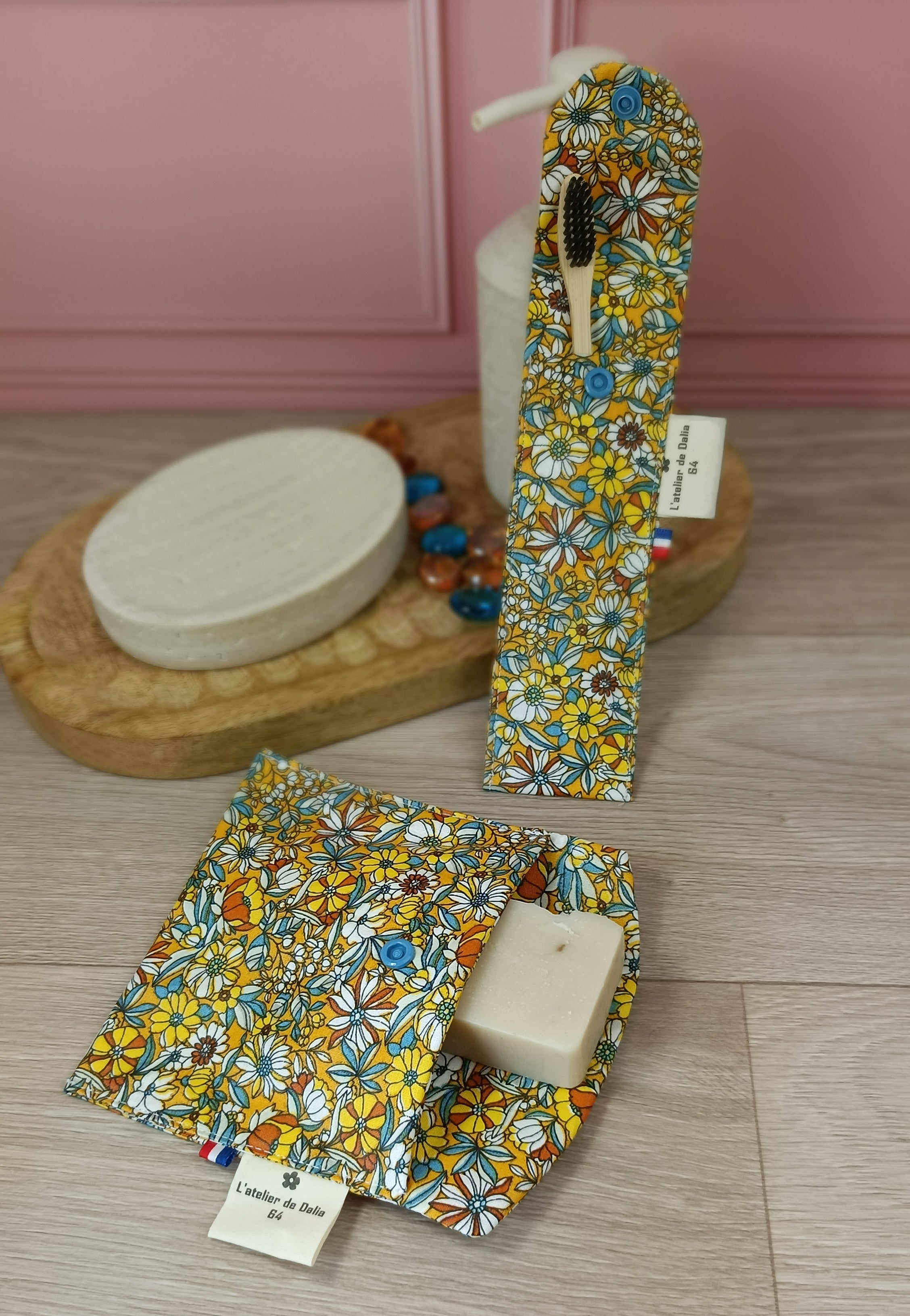 Étuis à brosses à dent et pochettes à savon lavables -  Tournesol