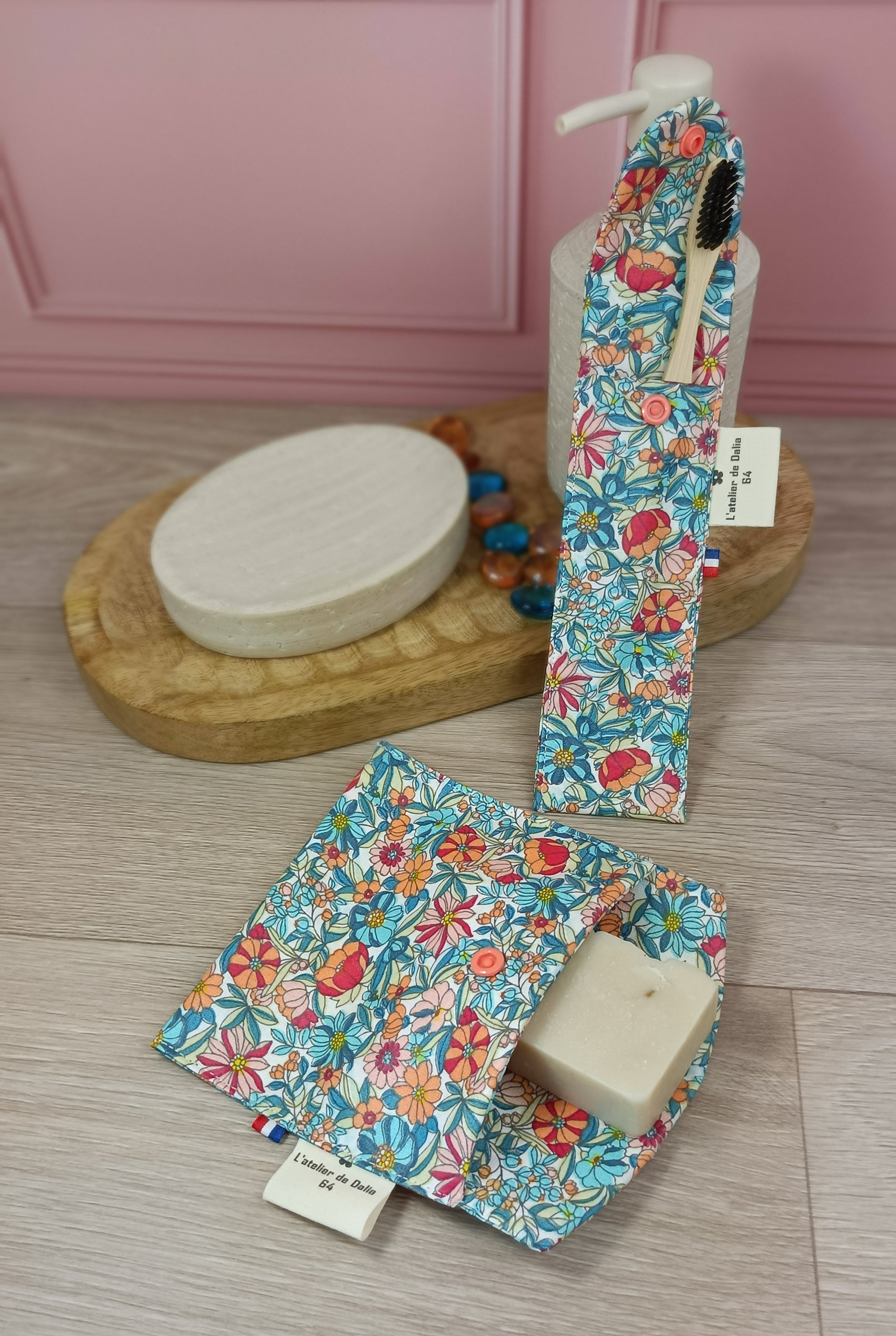 Étuis à brosses à dent et pochettes à savon lavables - Valentine